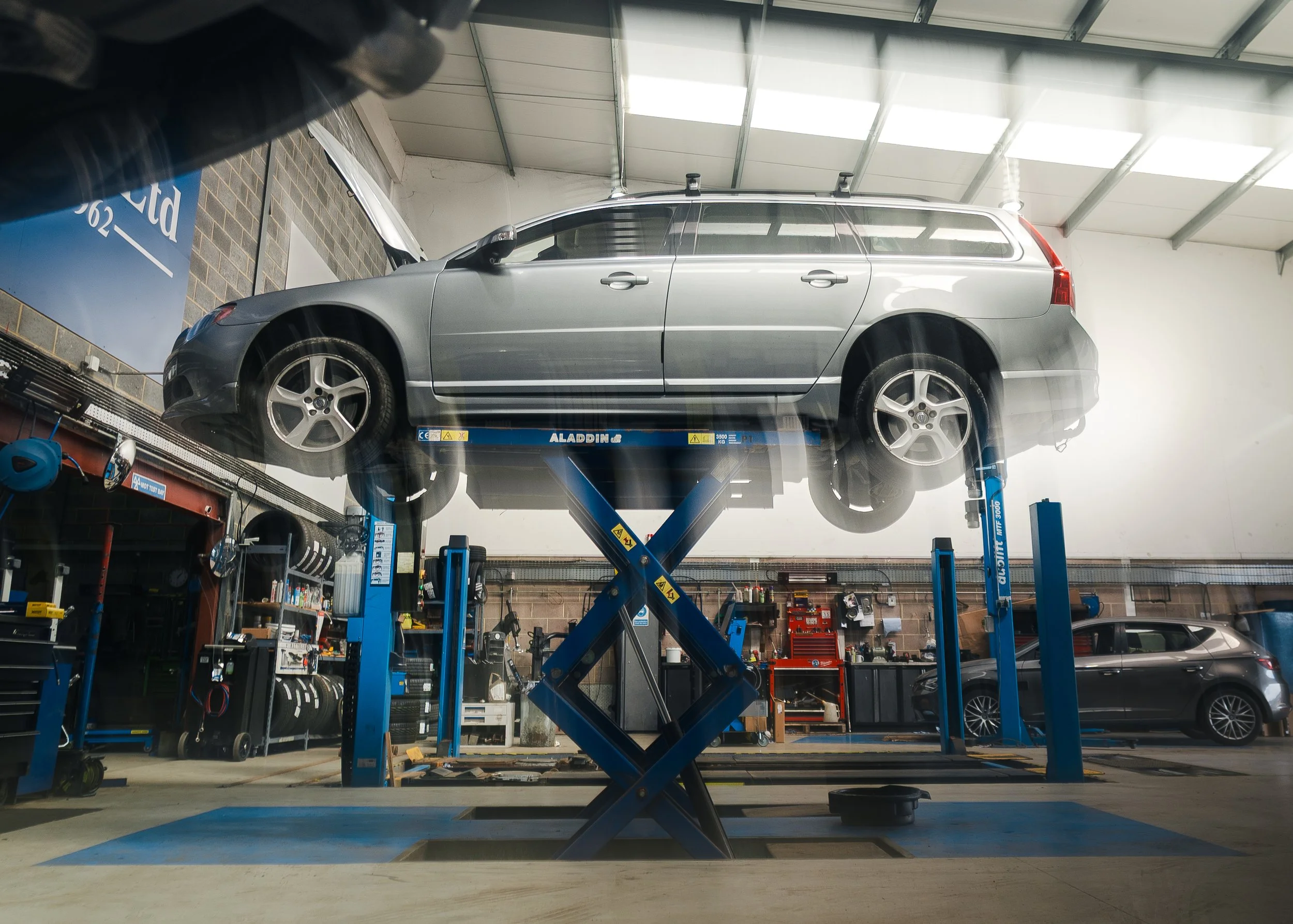 Servicesure warns garages about crucial 31st March deadline as 20,000 risk non-compliance