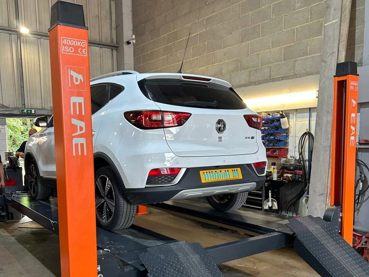 Workshops Urged to Reassess Ageing Lifts as Vehicle Sizes and Weights Surge