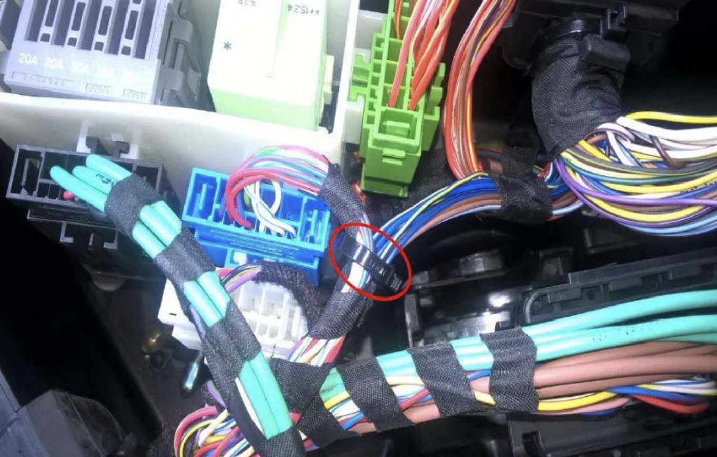 BMW F34 320D Inside Intelligence