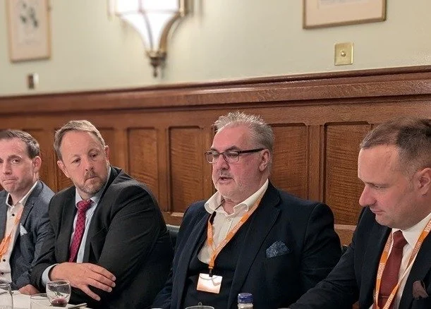Auto Windscreens calls together partners and parliamentarians to tackle industry challenges