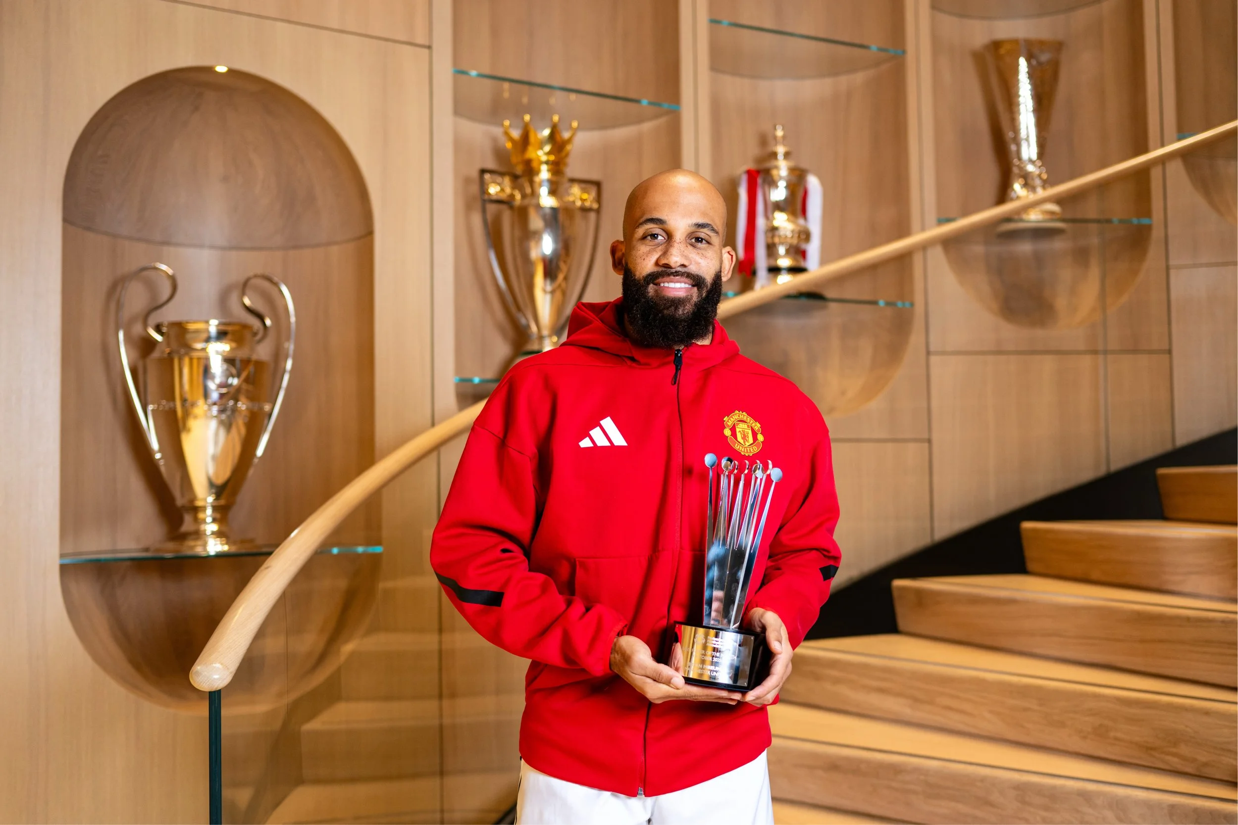 PFA and Select Car Leasing announce Fans’ Player of the Month partnership