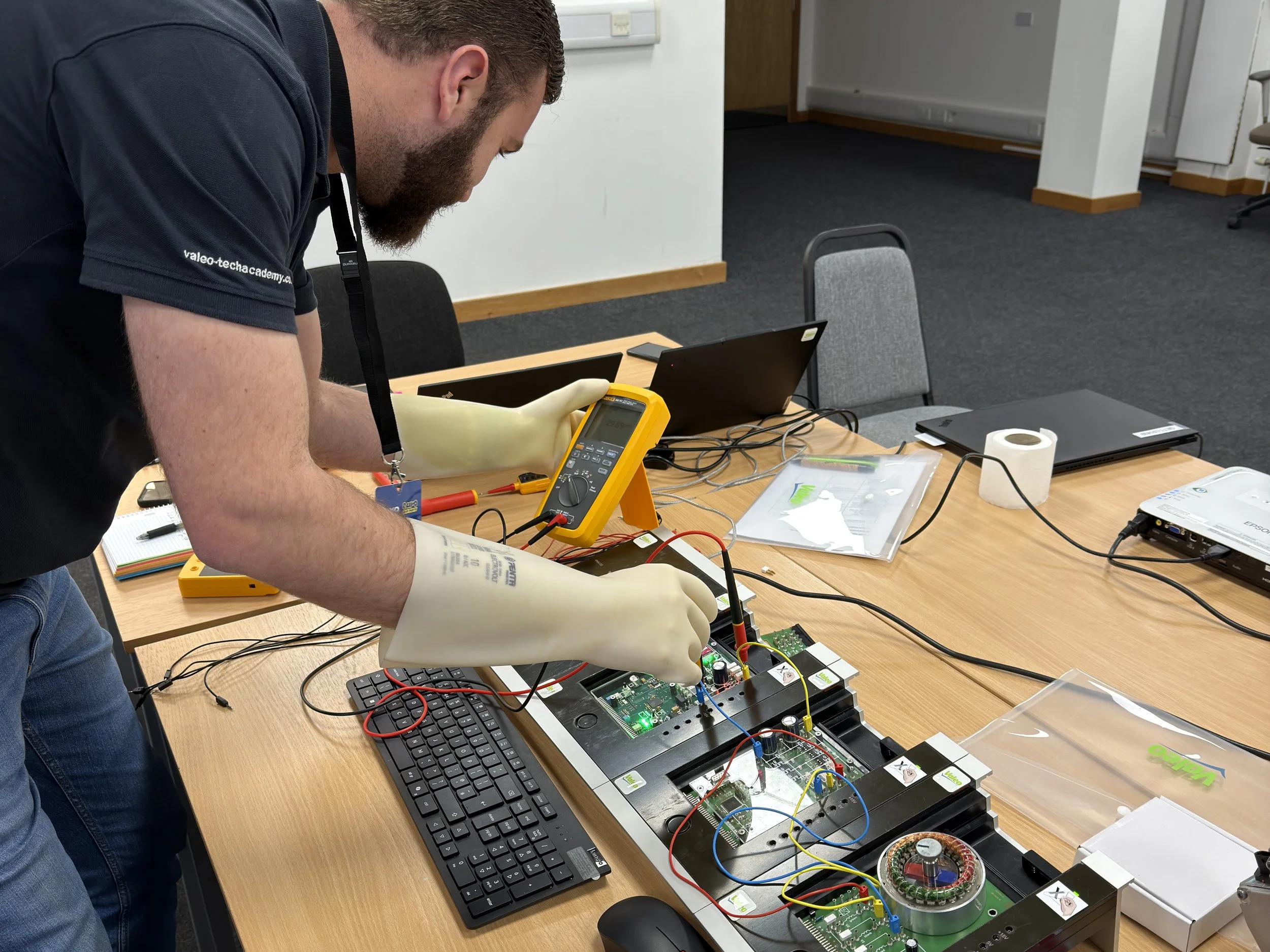 Valeo and LKQ Academy responds to skills shortage with new training alliance