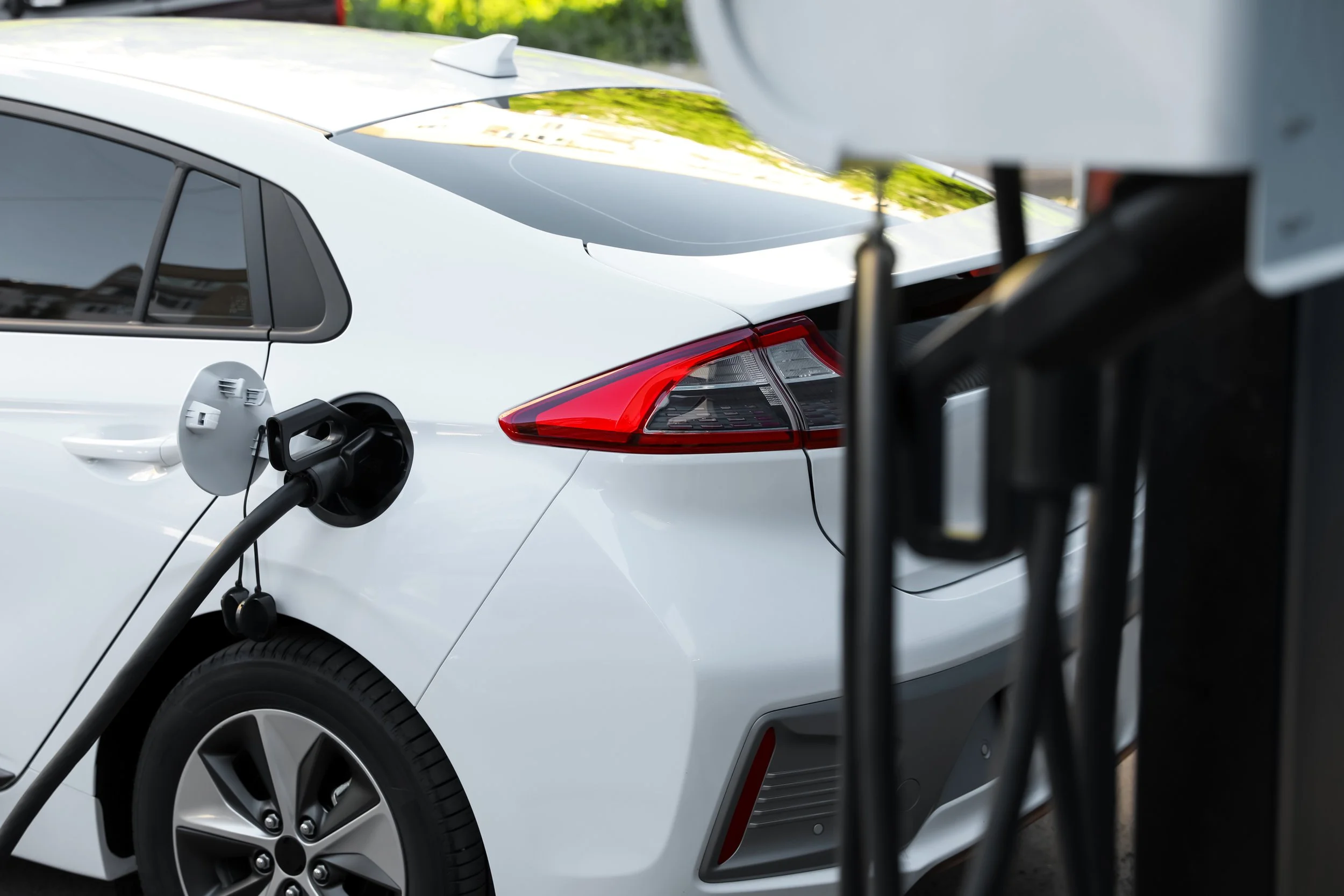 Industry responds to reports the Government will revise ZEV mandate targets