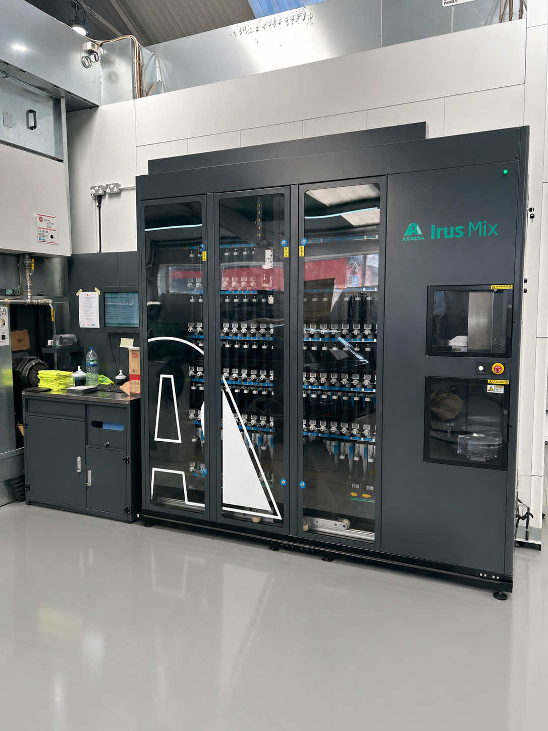 Fix Auto Felixstowe Pioneers UK Refinish Revolution with Axalta Irus Mix