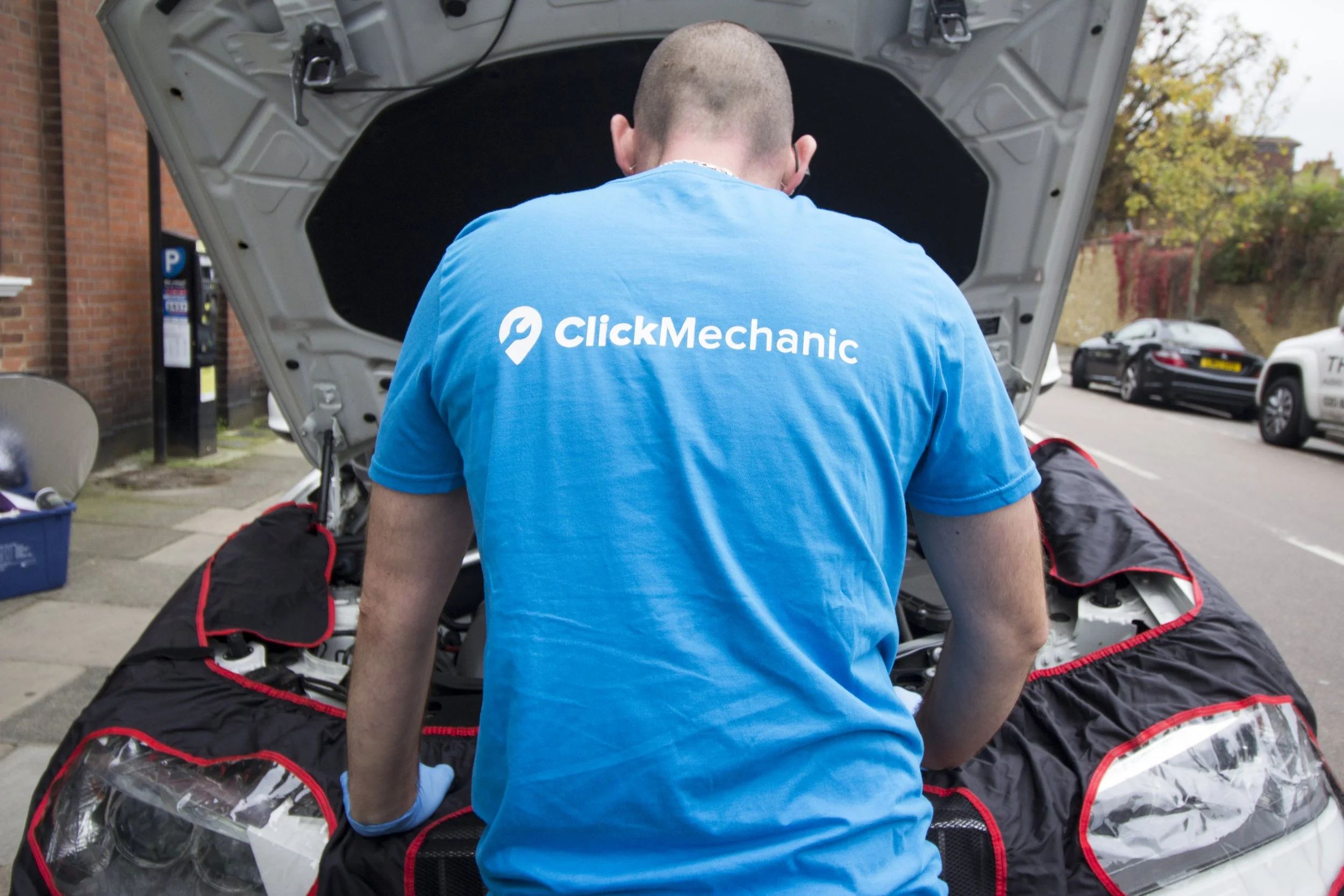 UK Mechanics Warn Drivers Are Being Sold an Overly Optimistic View of EV Ownership