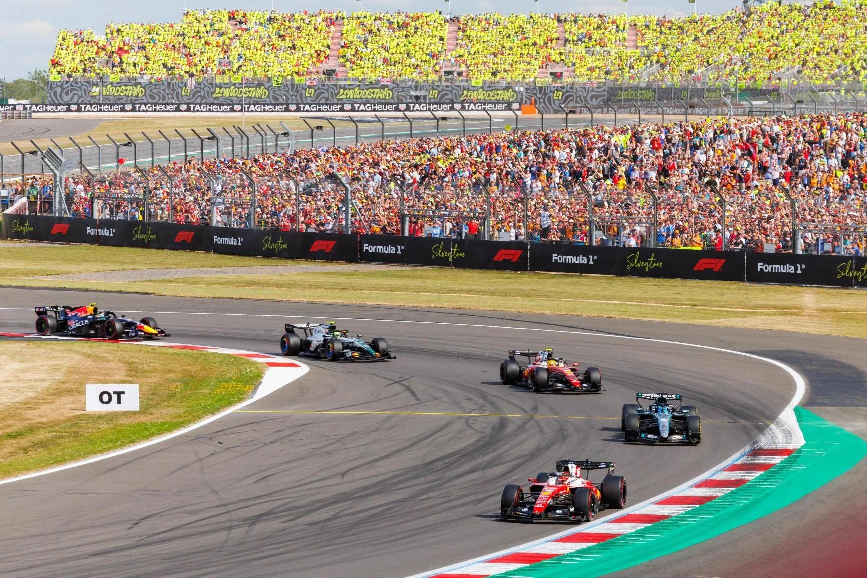 Silverstone lights up British Grand Prix weekend with world-class live entertainment