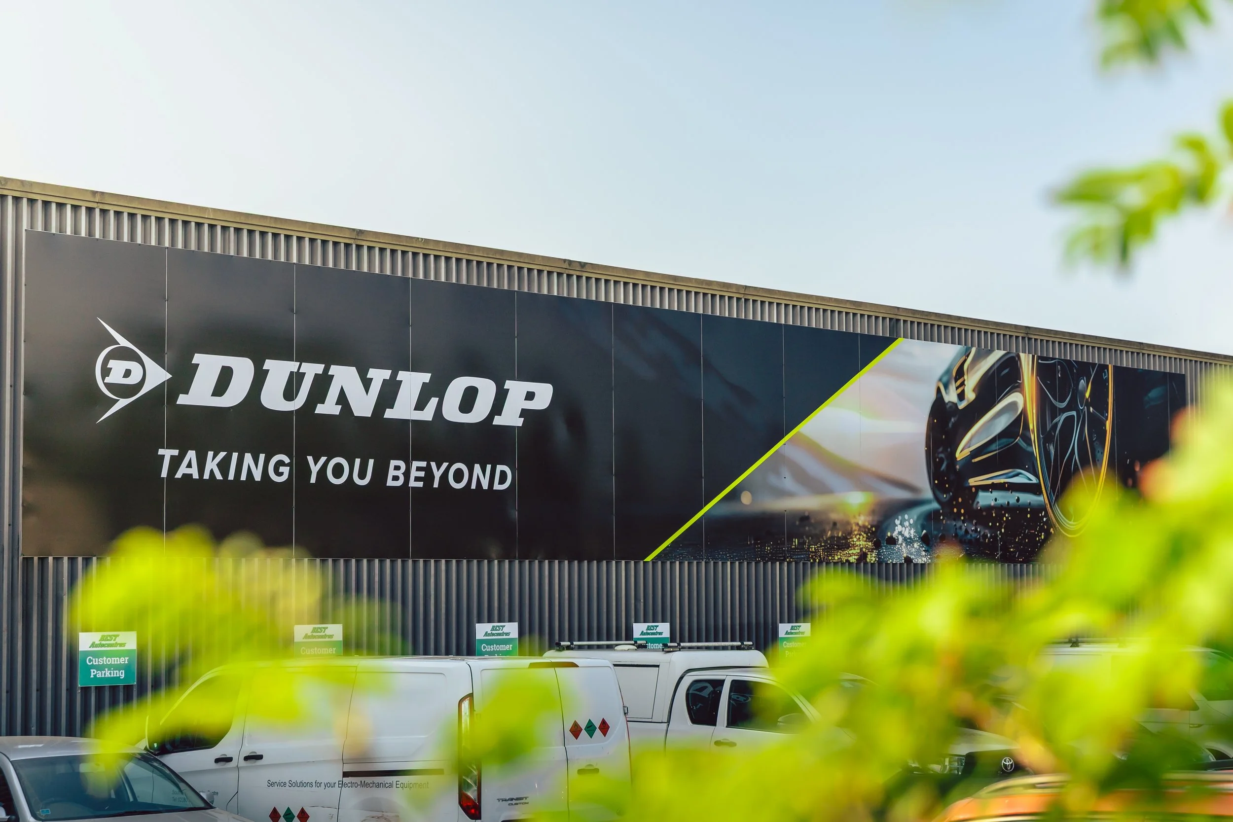 Best Autocentres Totton showcases new DUNLOP brand identity