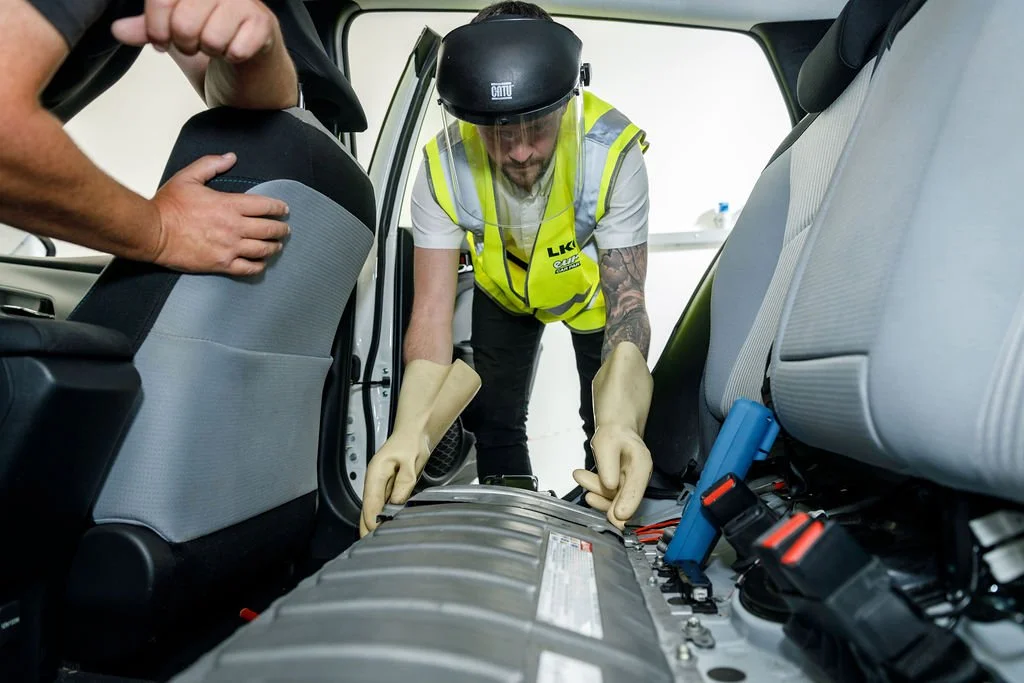 Diagnostic access concerns holding back garage EV investment