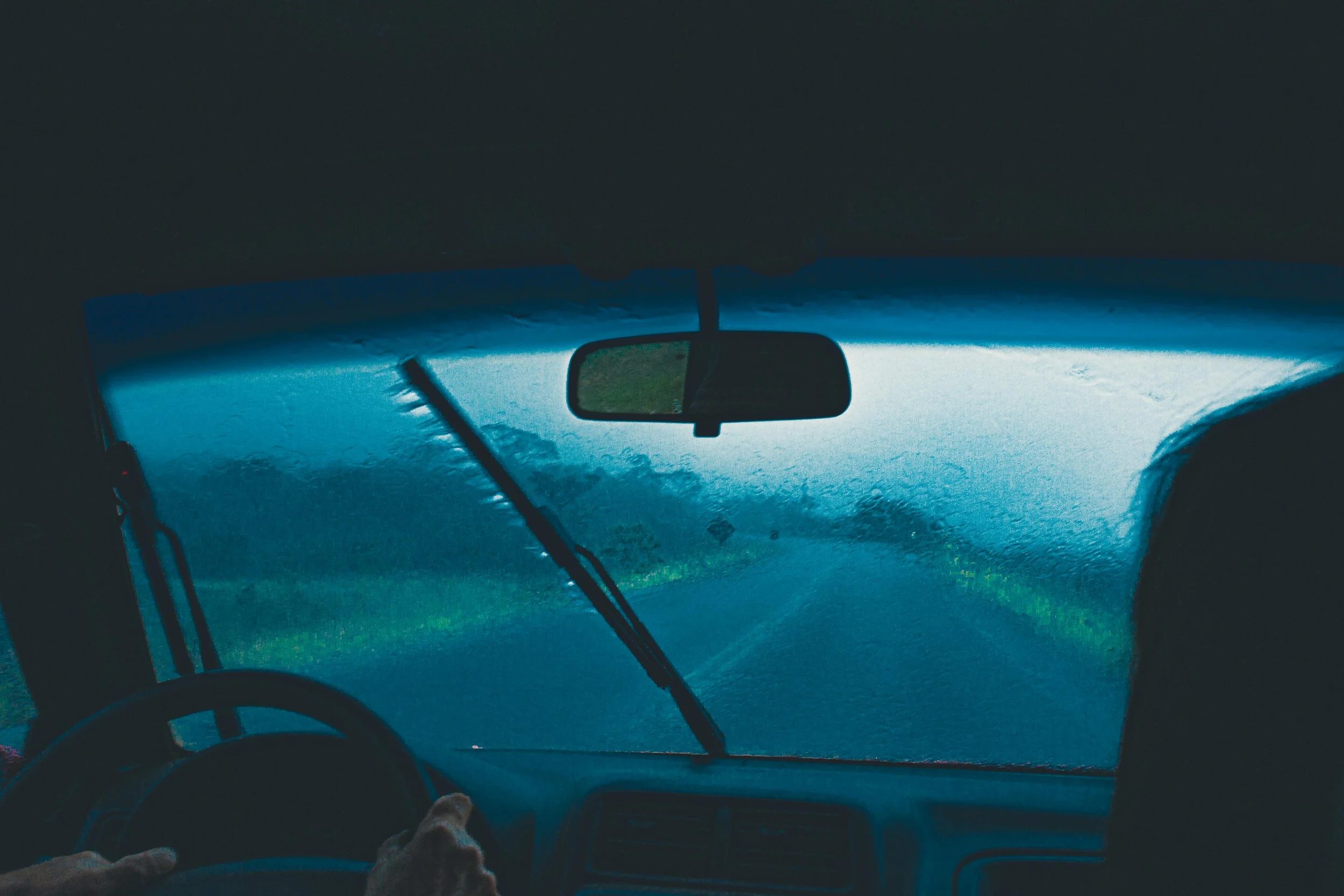 As approximately 150,000 motorists faced visibility issues during their MOT, experts have provided an easy guide to fitting your windscreen wipers.