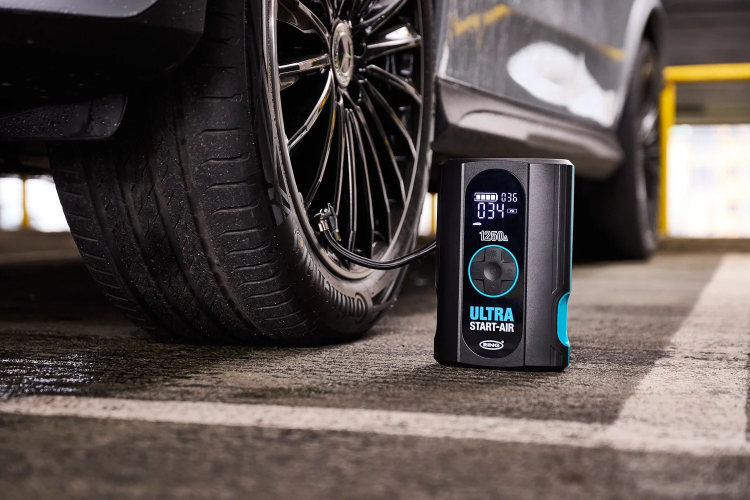 This new product is a powerful, multi‑functional emergency tool combining a jump starter and tyre inflator in one compact unit
