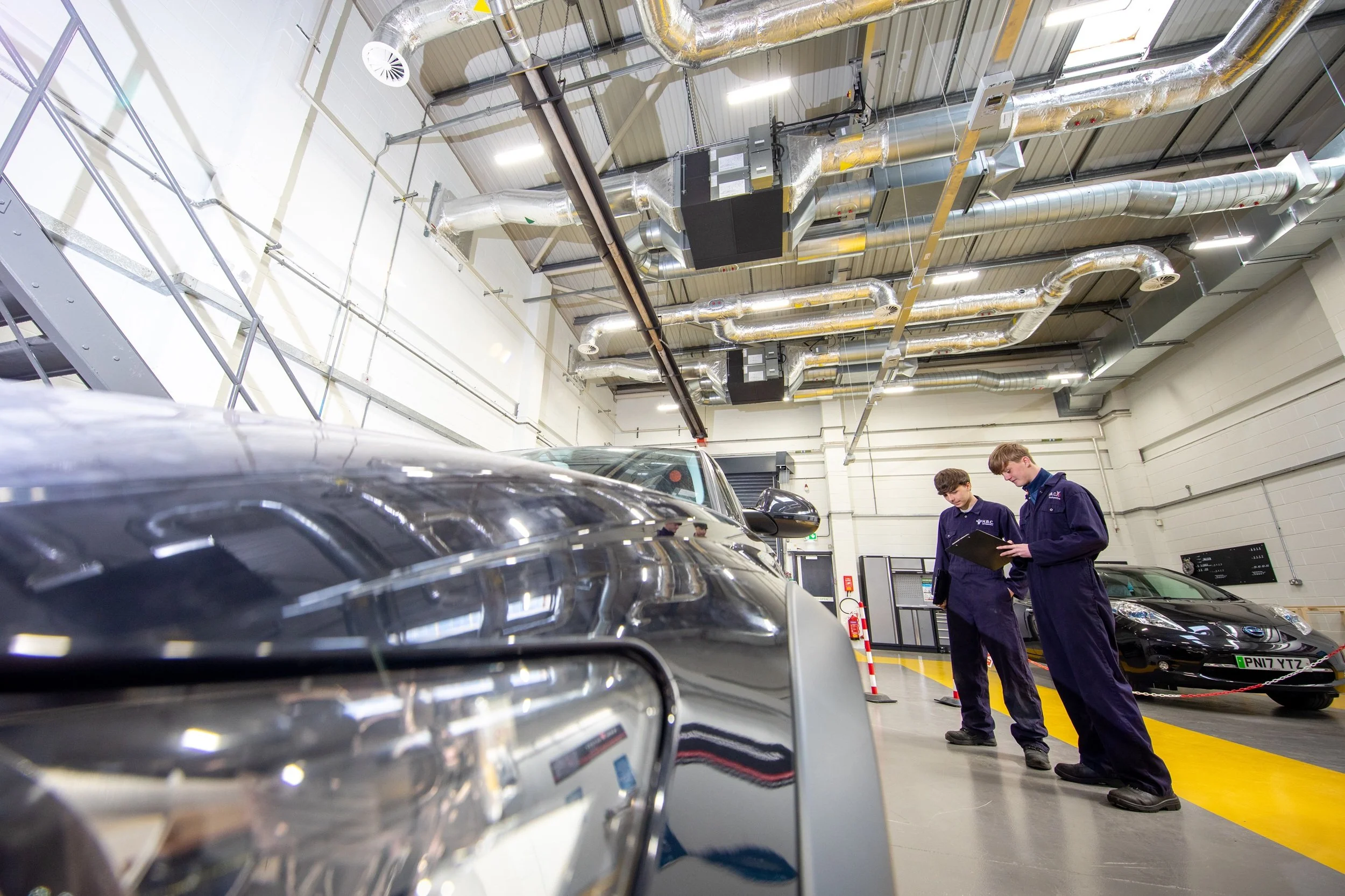 The latest IMI Vacancy Tracker has sparked discussion across the automotive sector