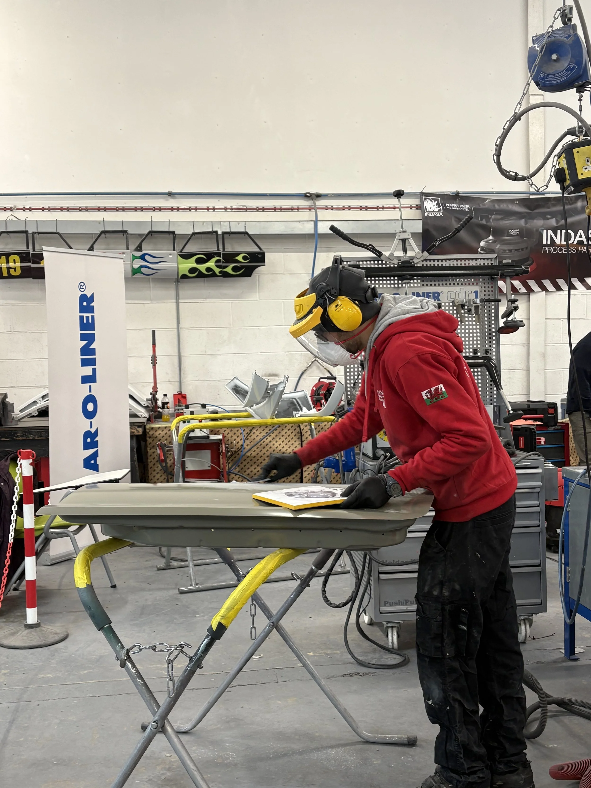 Latest data from the IMI illustrates changing picture of automotive career paths, challenging outdated perceptions of the sector