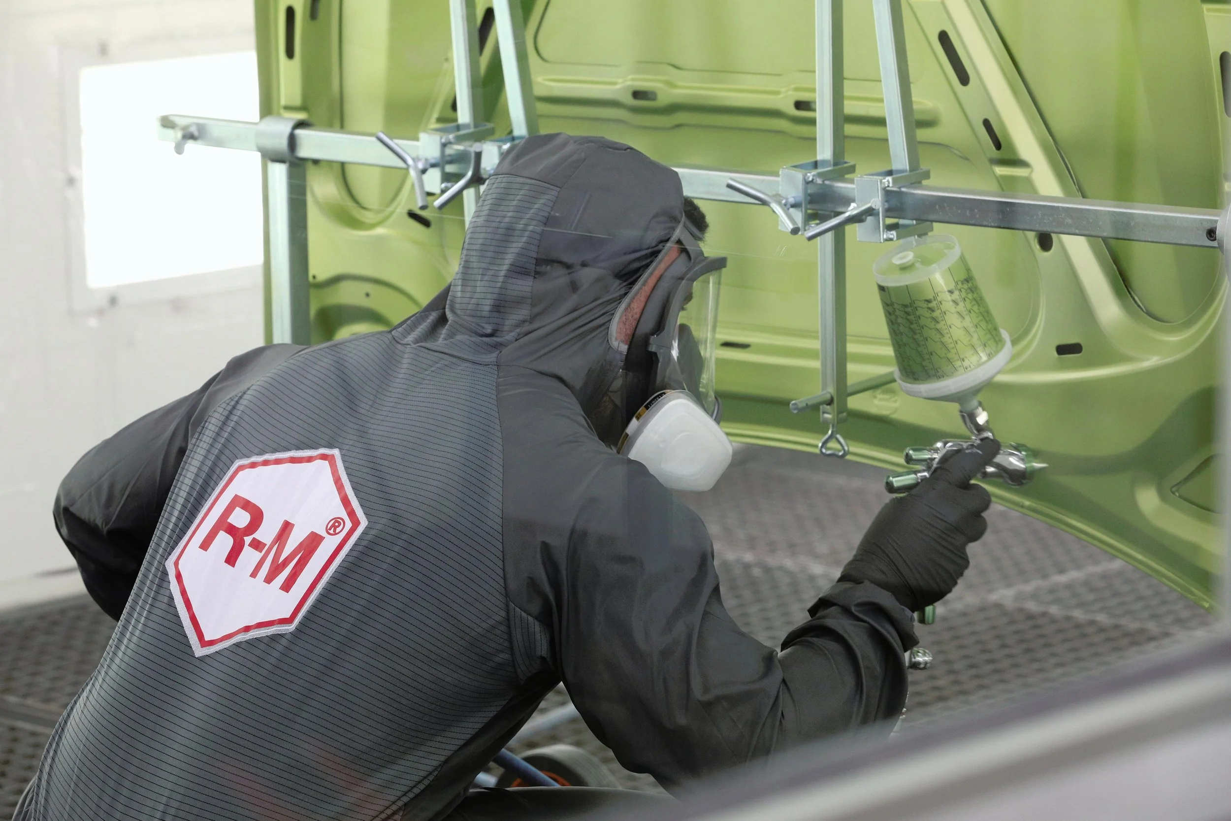 BASF Coatings will continue to supply Volvo’s Approved Bodyshop Network with its premium paint brands Glasurit and R-M through its distribution channels