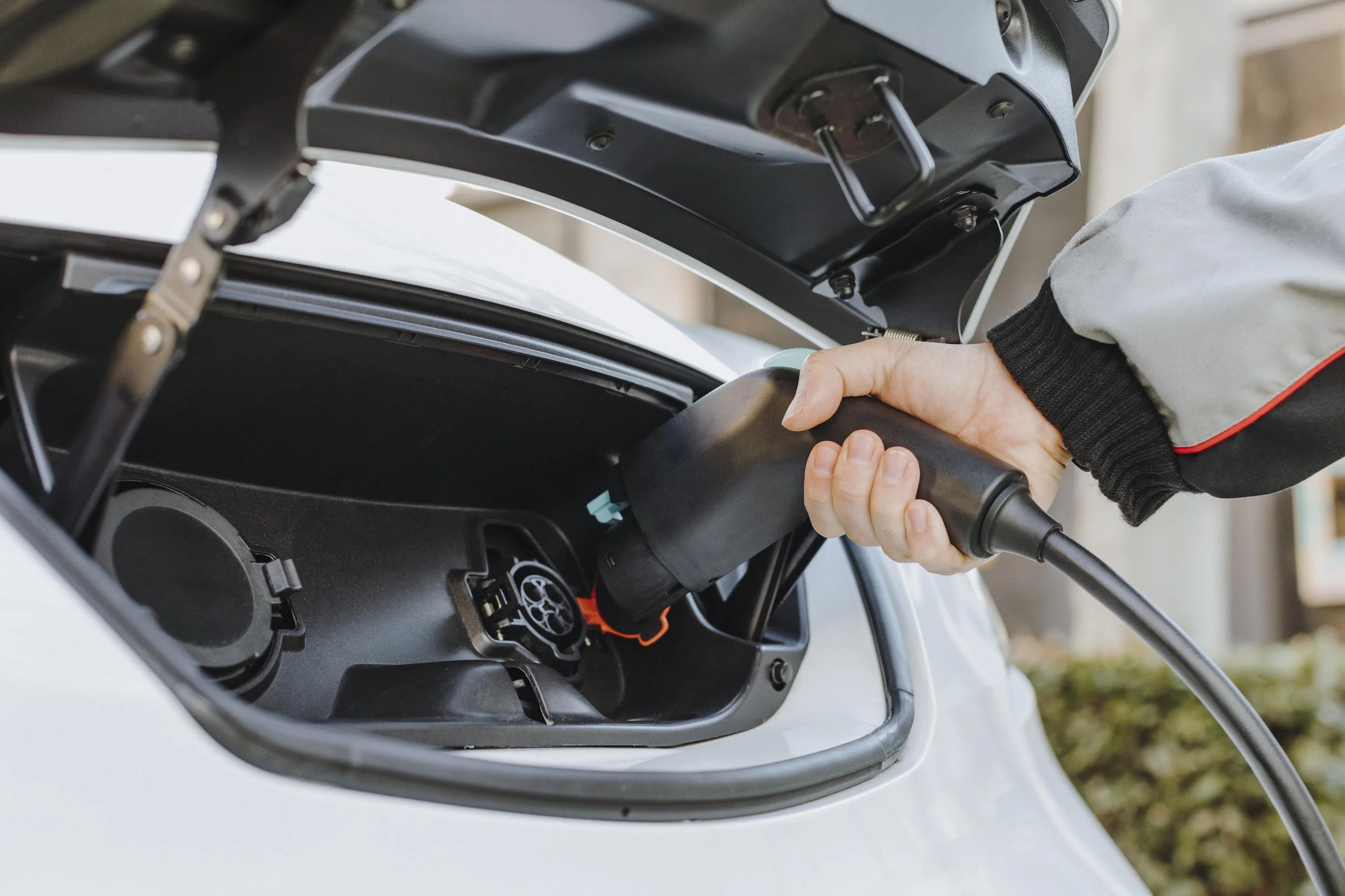 Battery longevity and replacement costs continue to top the list of worries
