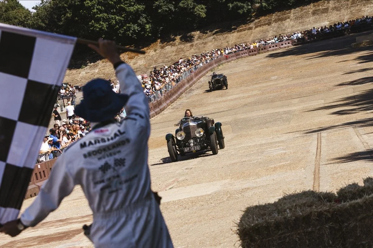 Historic recreation of the start of the 1926 Grand Prix of the Royal Automobile Club