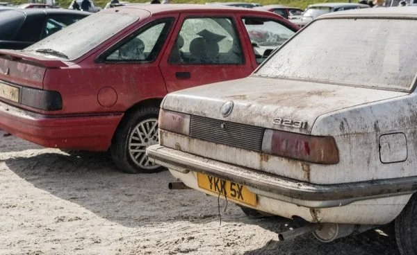 Leading trade car auction site Auction4Cars.com is on the hunt from Britain’s best bangers this new year, with the winner set to receive £250. 