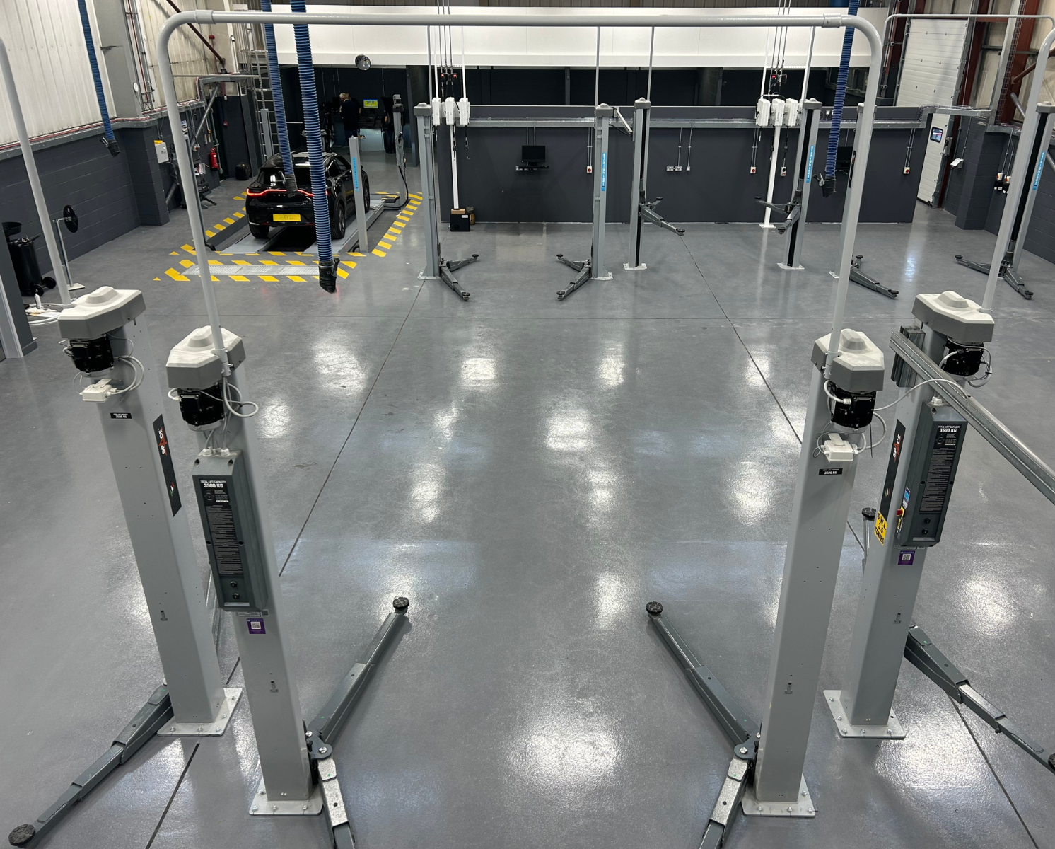 Straightset has recently completed a comprehensive, end-to-end workshop installation in Coventry