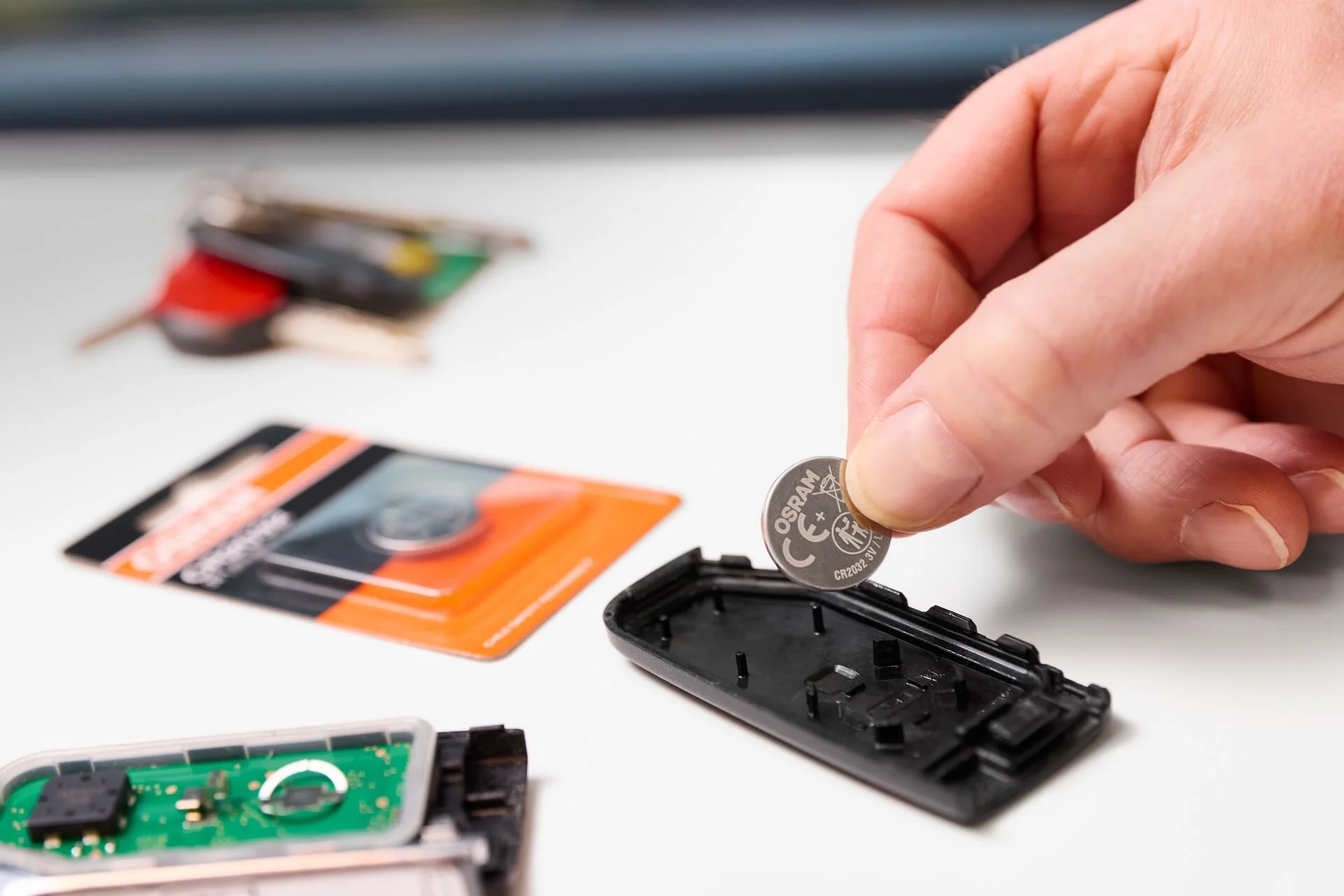 To further assist workshops, auto electricians and factors with their countertop sales and therefore, distress purchase products, OSRAM has introduced button cell batteries to its offering