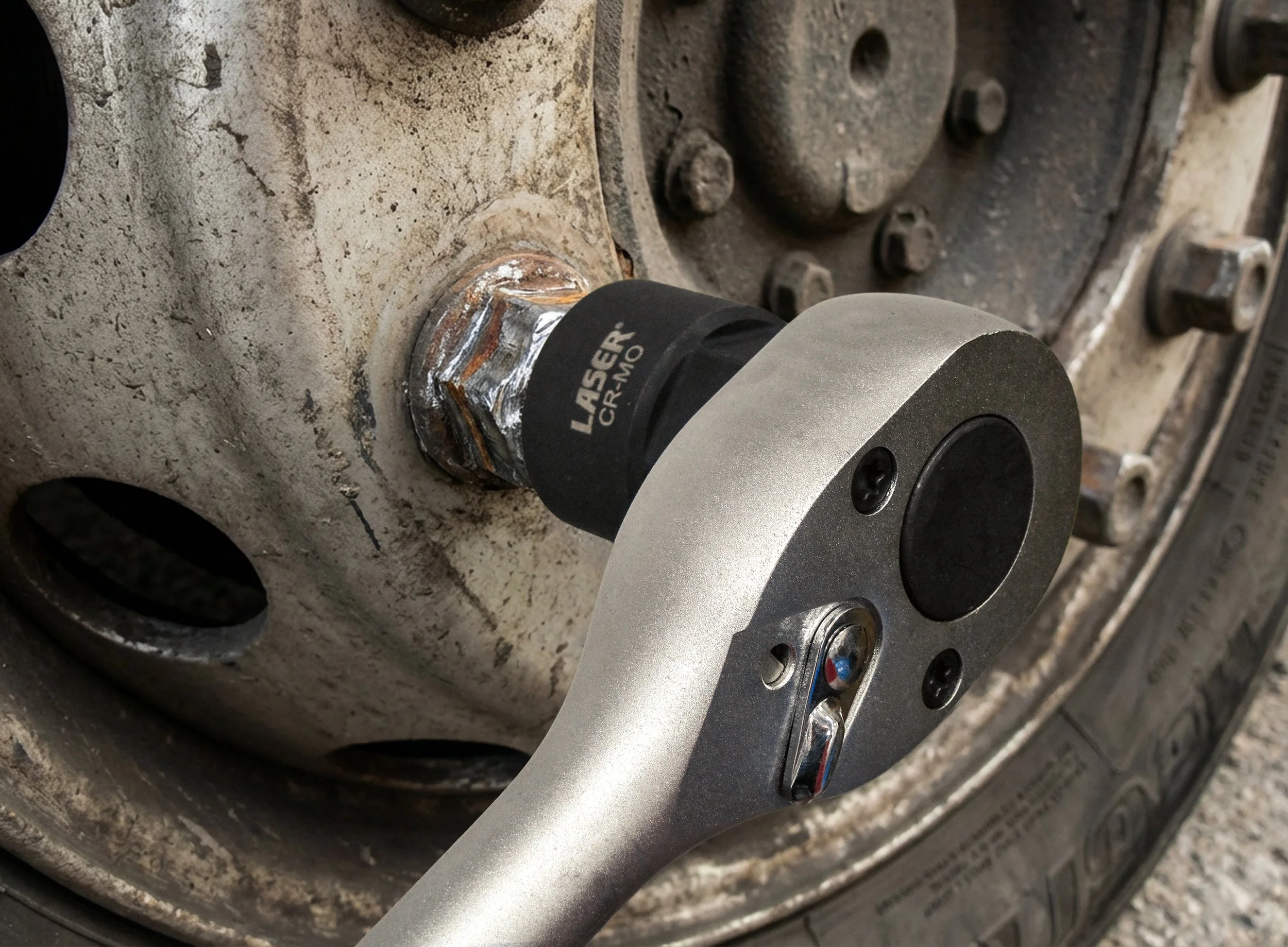 Engineered for truck and trailer service environments, each socket features a specialised internal twist profile