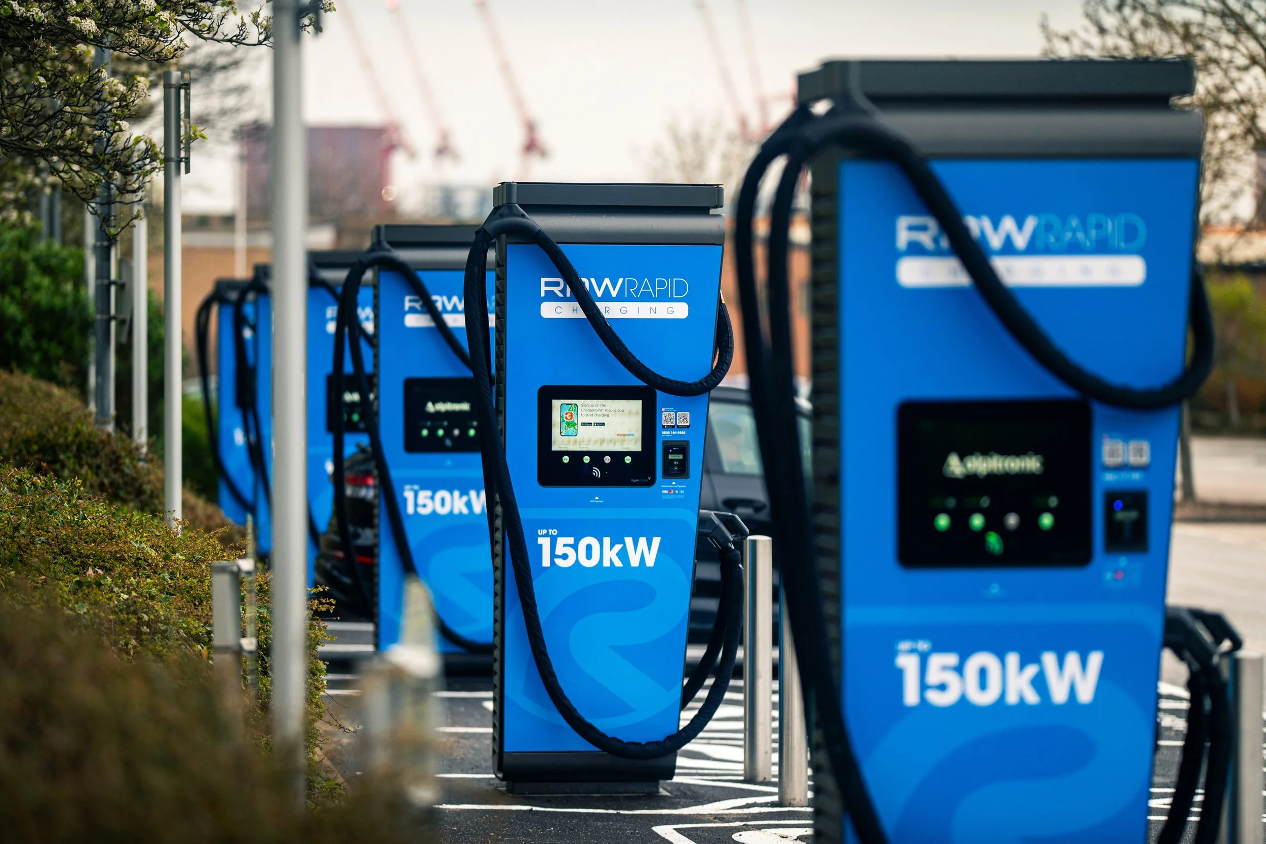 16 new charging bays, comprising 8 x 150kW ultra-rapid bays and 8 x 300kW ultra-rapid bays