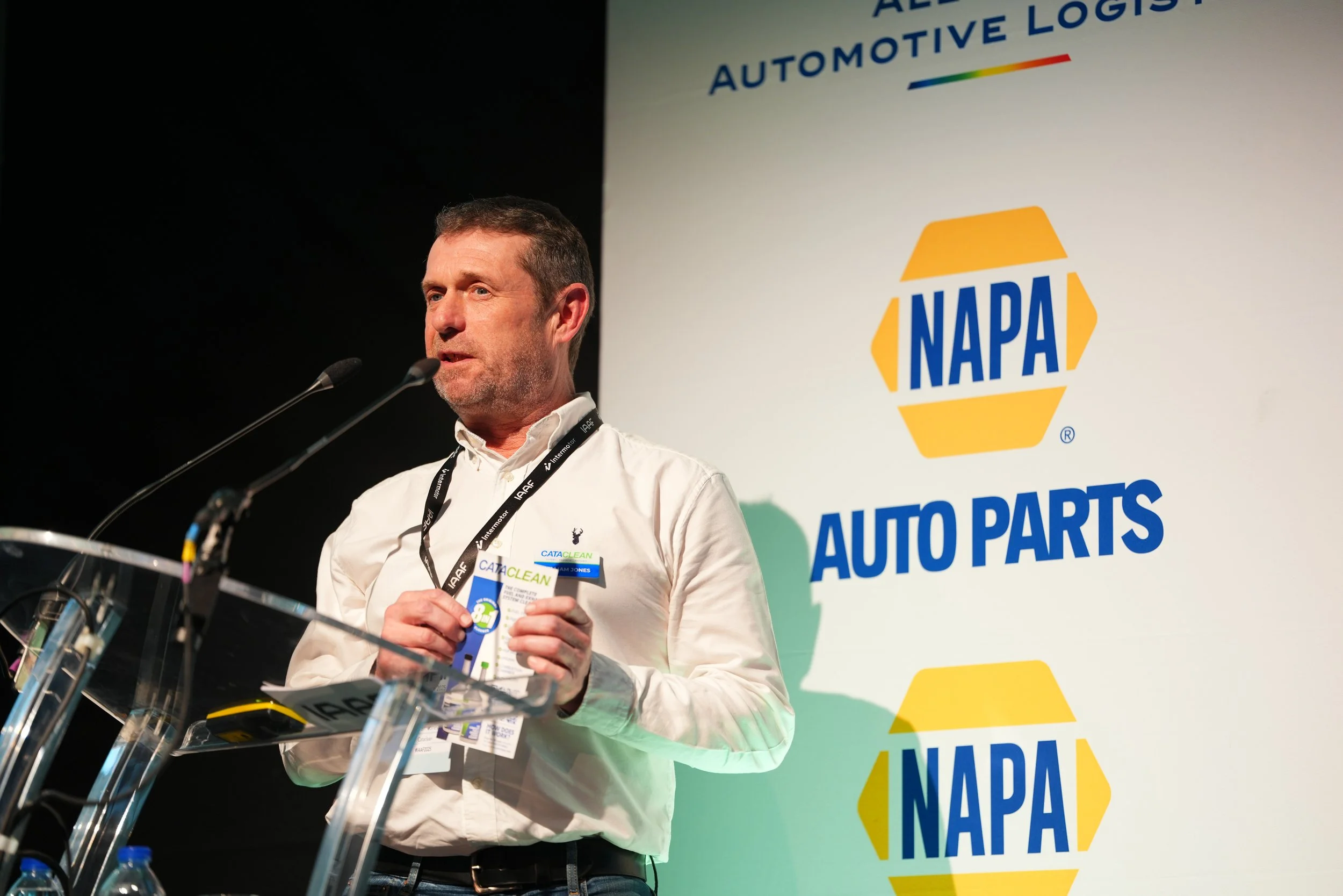 The successful presentation struck a deal with Randeep Reehal, Operations Director of Courtwood Car Services