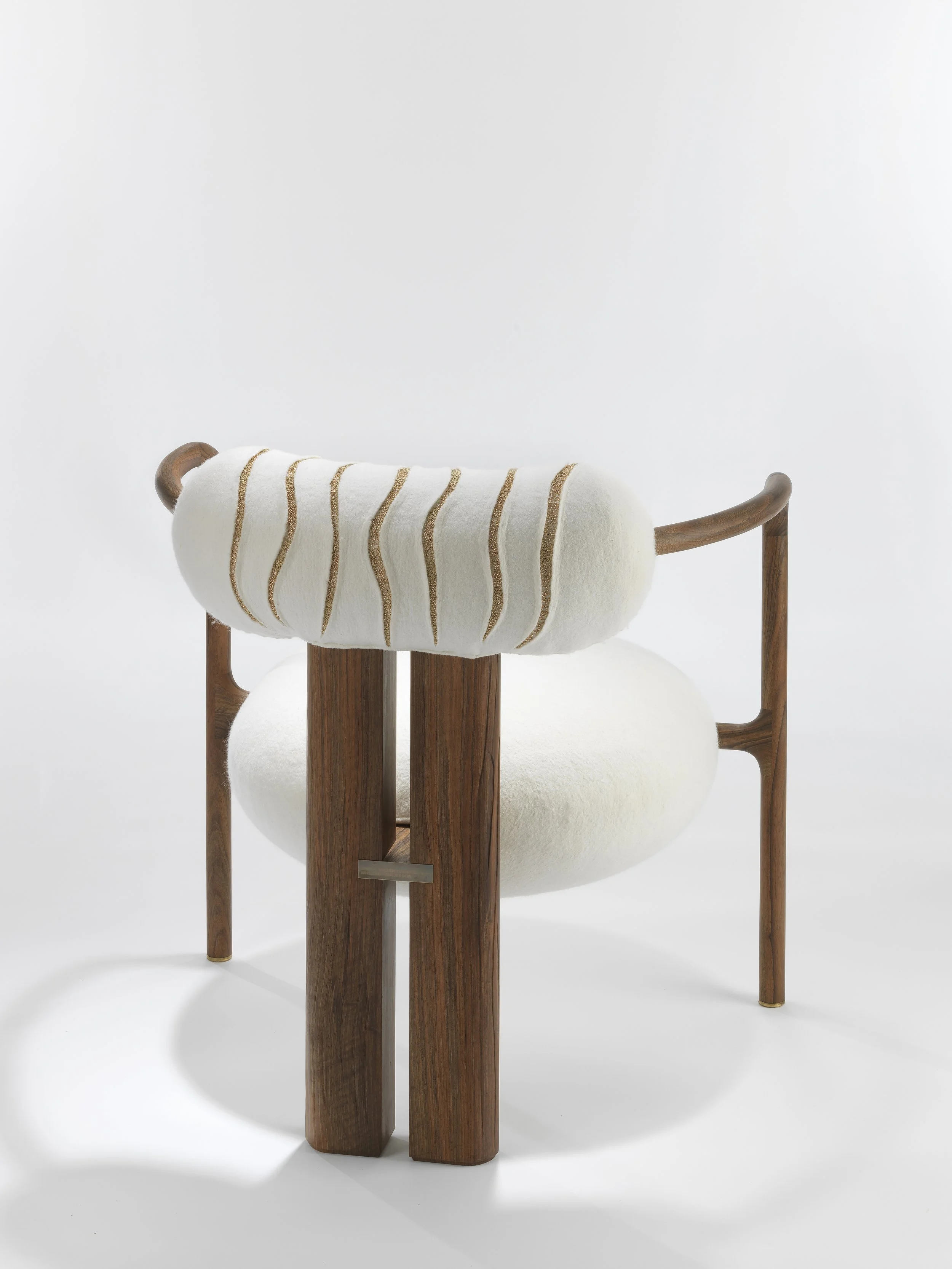 Sebastien Coudert_Loire_armchair_Photo Thierry Depagne (3).jpg