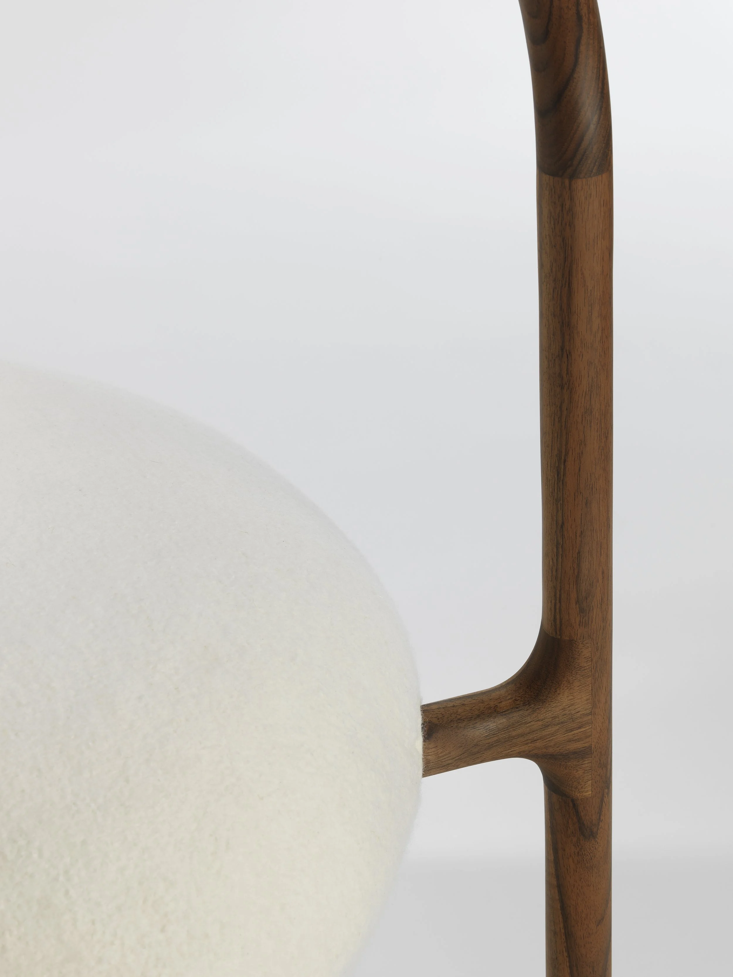 Sebastien Coudert_Loire_armchair_Photo Thierry Depagne (13).jpg