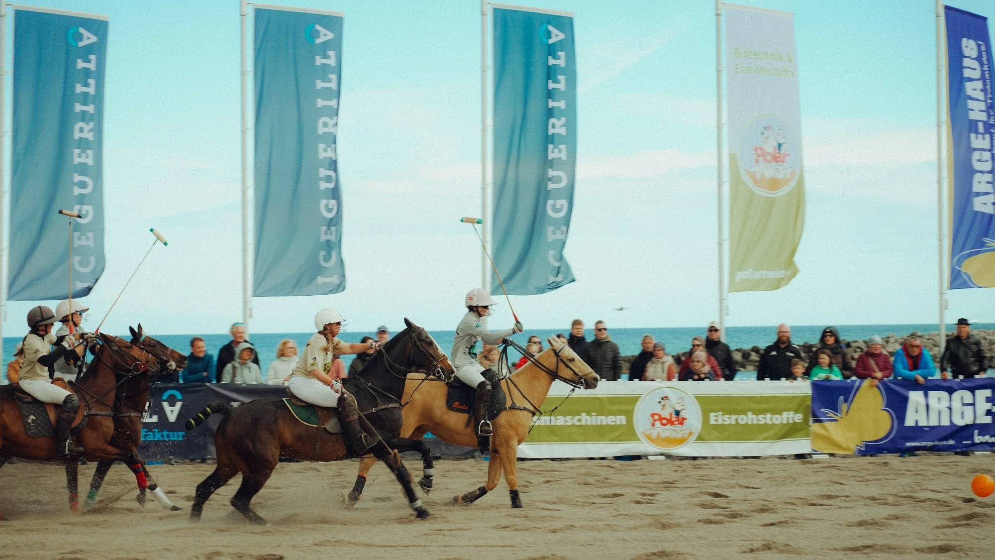 Zwei Tage Beach Polo an der Ostsee – hinter den Kulissen des offiziellen Eventfilms