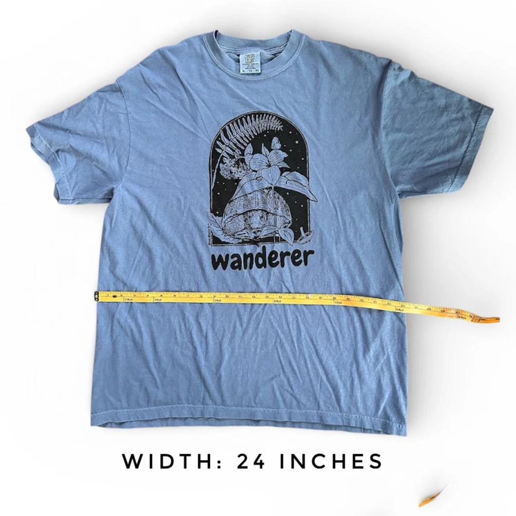 T-shirt width 24 inches