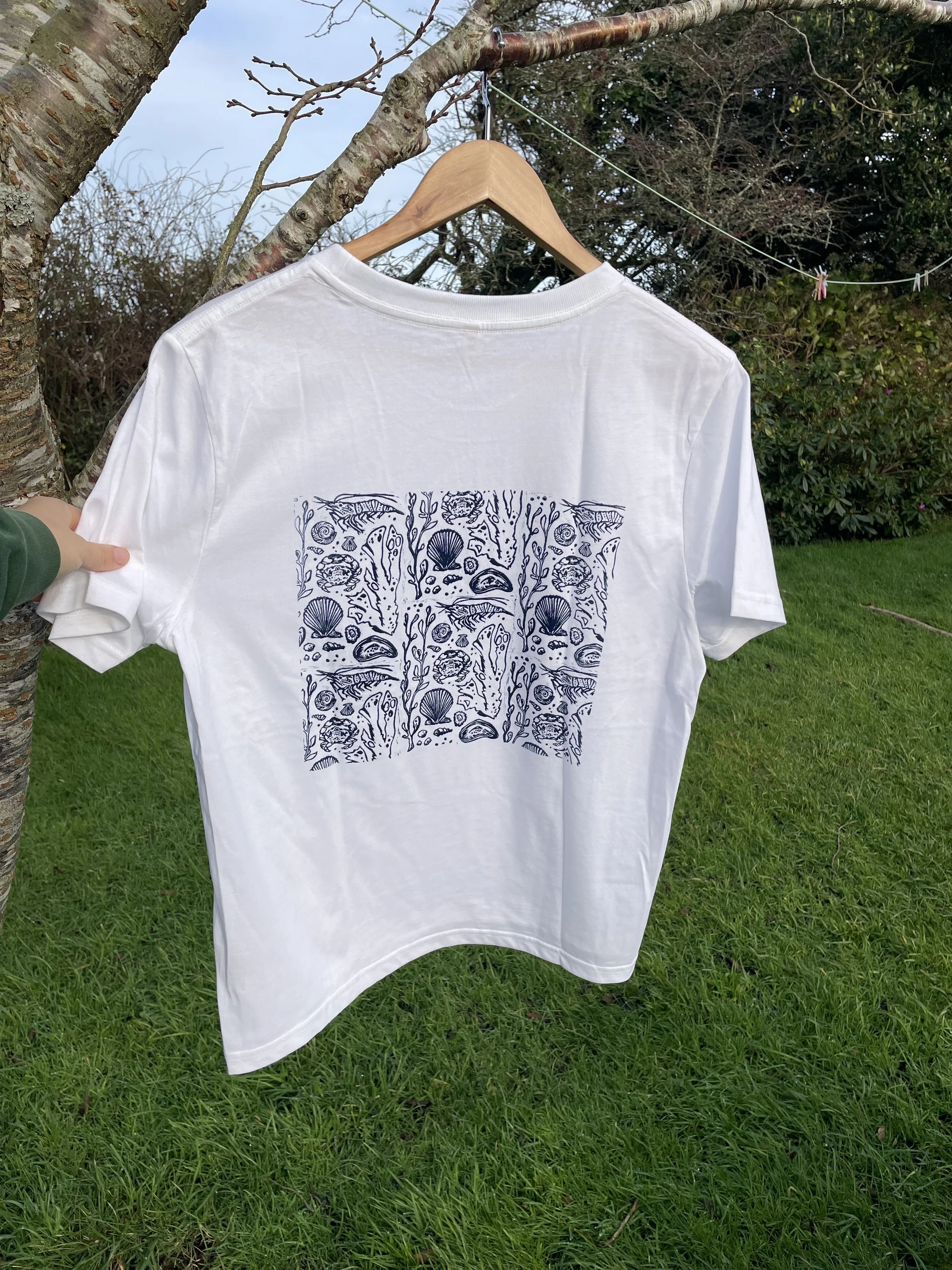 Seaprint lino repeat pattern