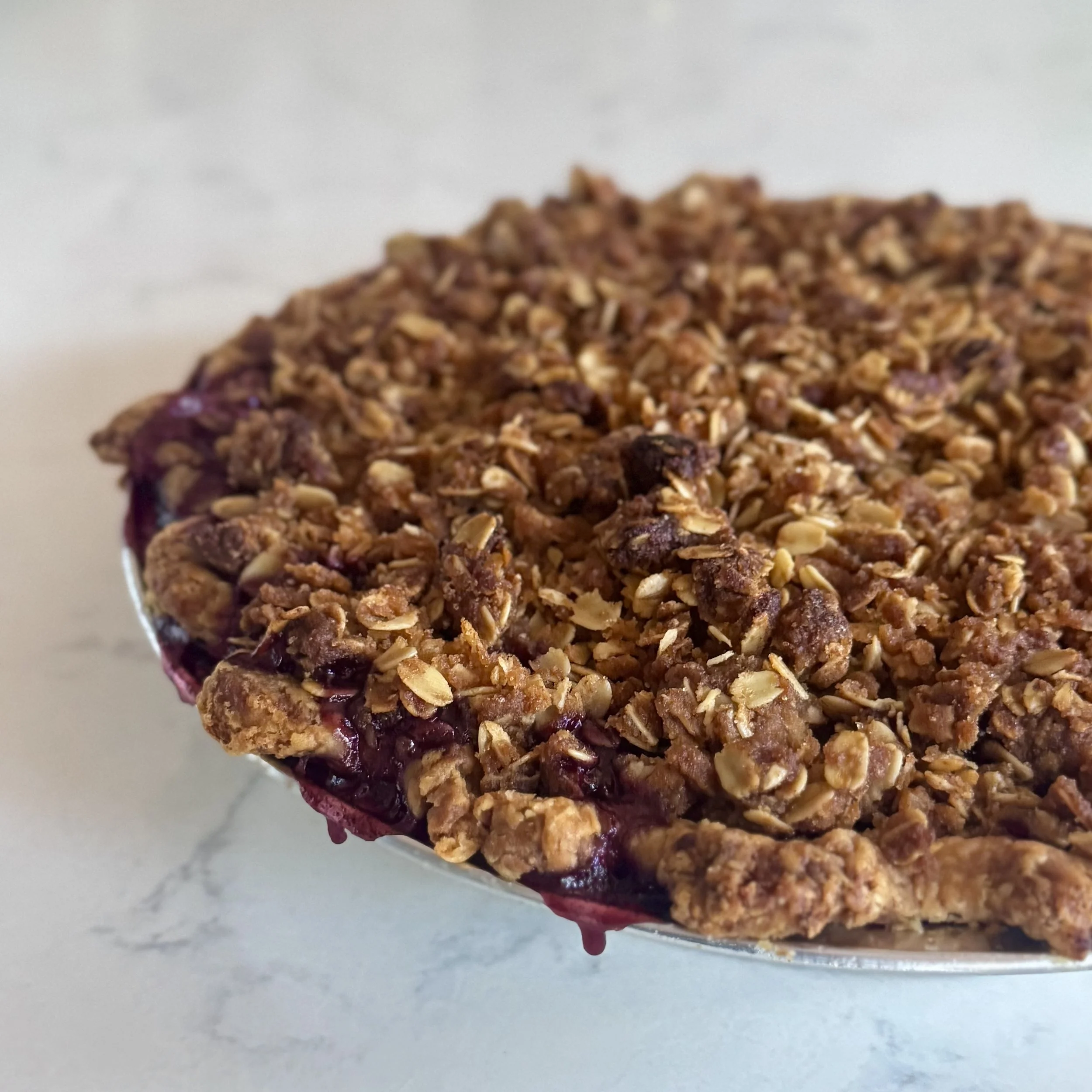 Apple Blackberry Streusel Pie