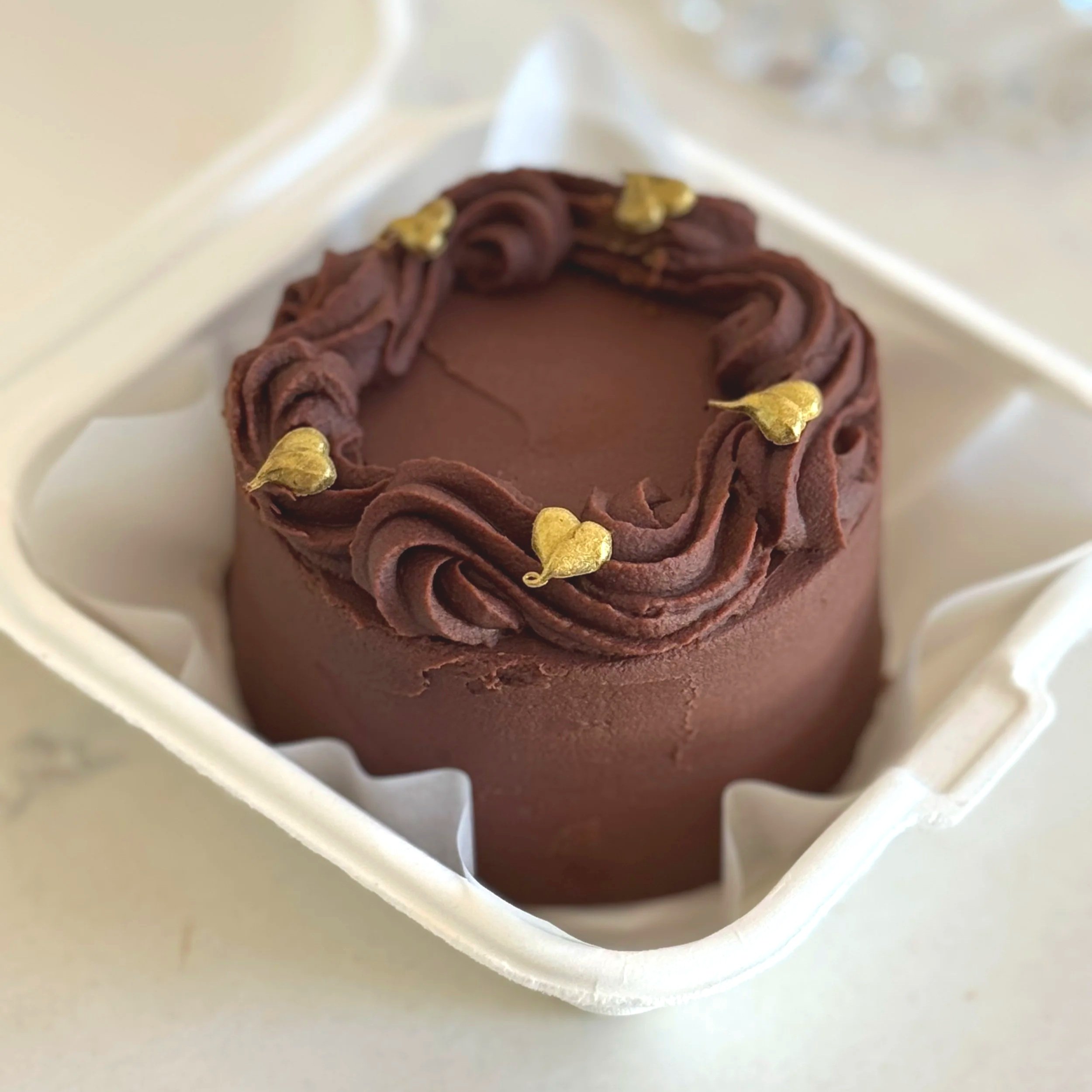 Chocolate blackberry cassis mini bento box cake