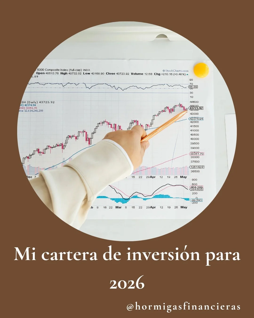 Invertir con cabeza no es lanzarse al mercado, es entender tus n&uacute;meros, tus emociones y tus objetivos.

No necesitas hacerlo todo ya, pero s&iacute; empezar con prop&oacute;sito y estrategia.
2026 no tiene por qu&eacute; ser el a&ntilde;o del 