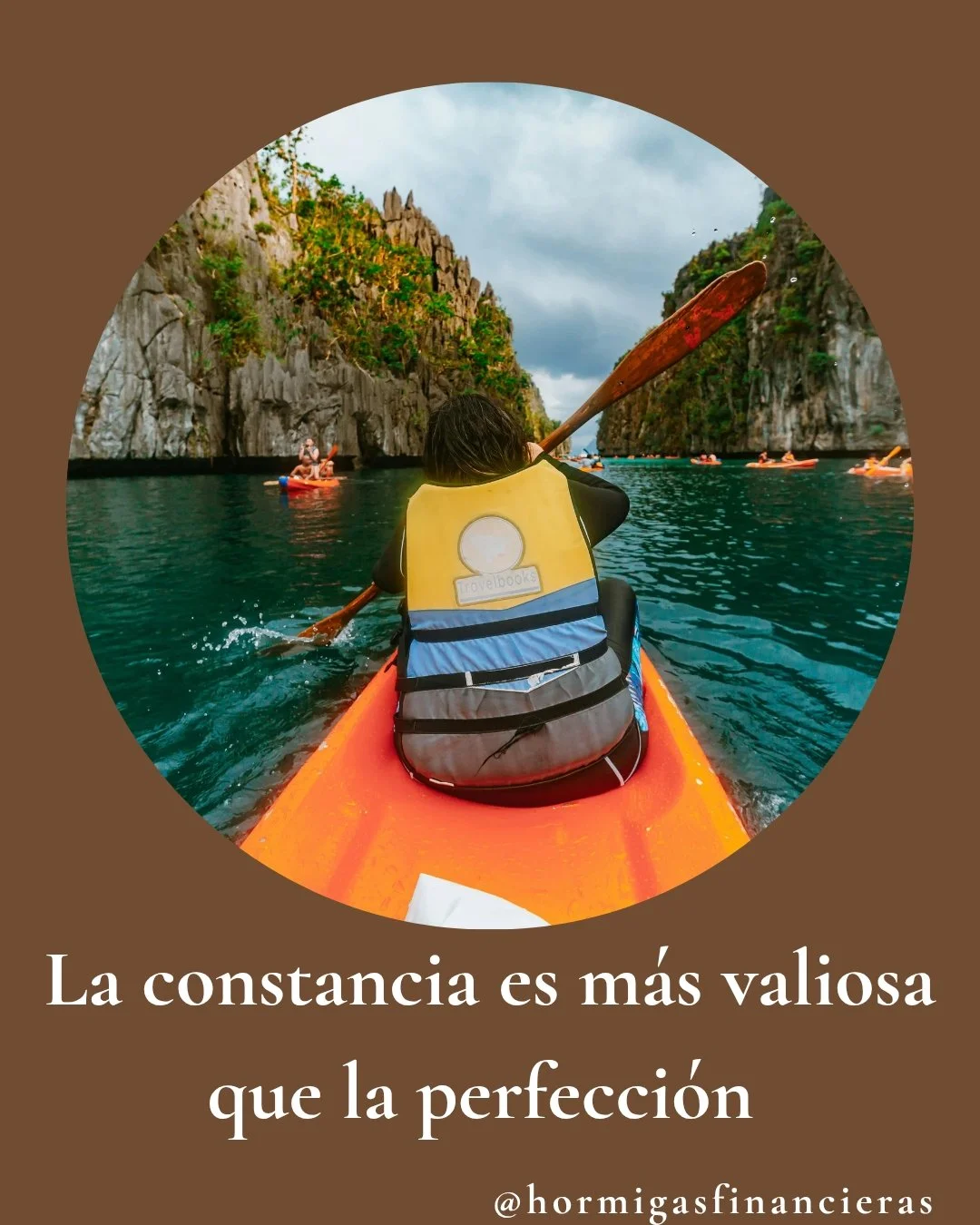 Hola Hormigas!! El patr&oacute;n &ldquo;todo o nada&rdquo; no construye estabilidad, construye bajo presi&oacute;n y la presi&oacute;n, tarde o temprano, termina en abandono.

La constancia financiera no se basa en hacerlo perfecto, se basa en volver