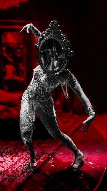 Silver-costumed dancer performing at Marriott's Tales of the Cocktail pop-up