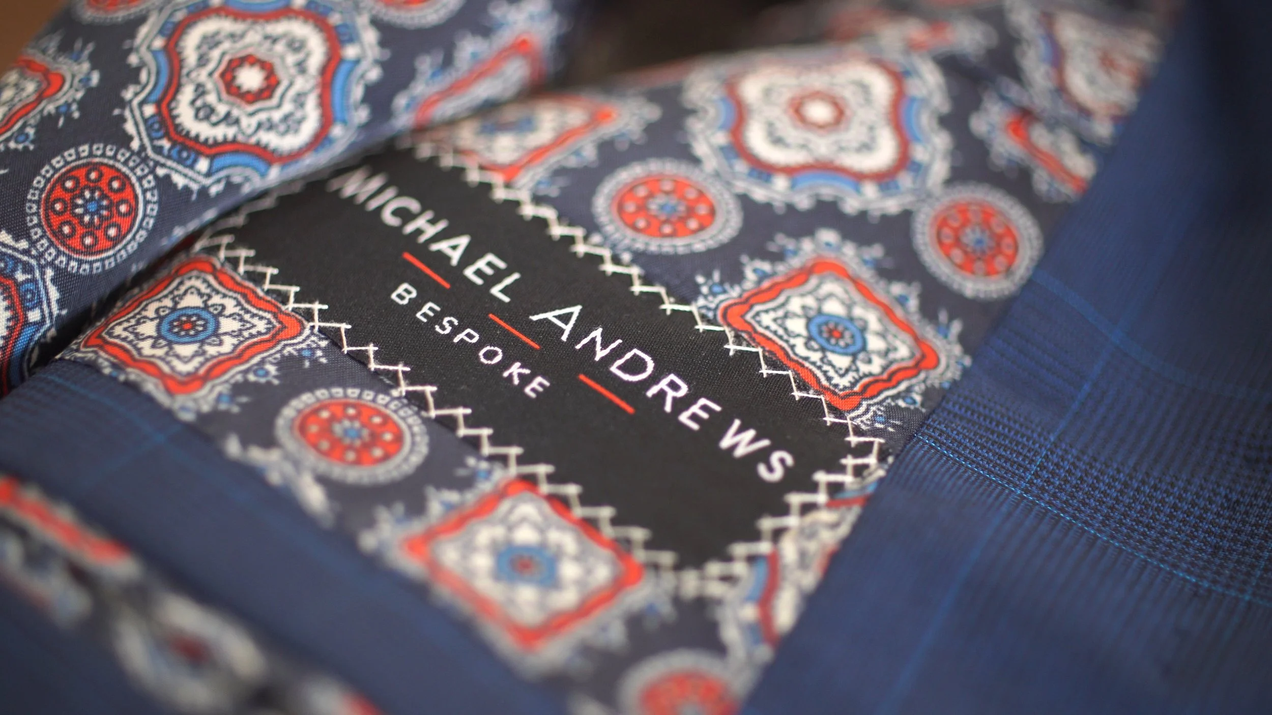 CLOSET FULL OF COMPLIMENTS