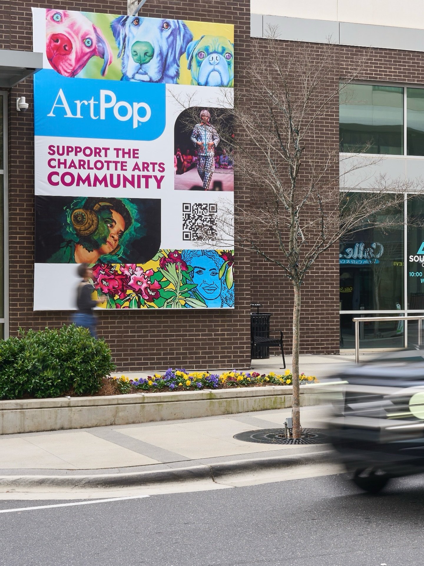 Spreading the word about the Charlotte Arts Community c/o @awediencemedia 
On display now at @apexsouthpark 

Support community transformation through art. Make a donation today of any size to make a difference.

ArtPopStreetGallery.com/Donate

Speci