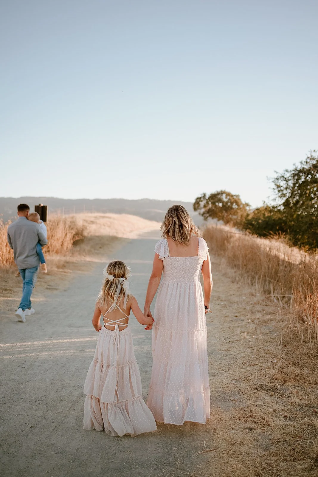 Livermore Del Valle family photo session.jpg