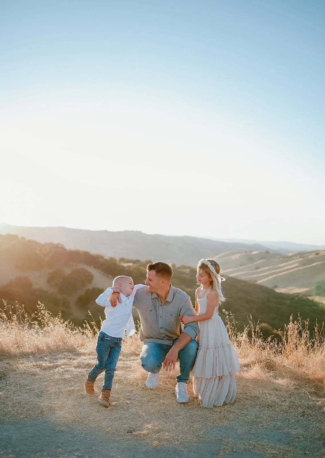 Livermore Del Valle lake family photographer.jpg
