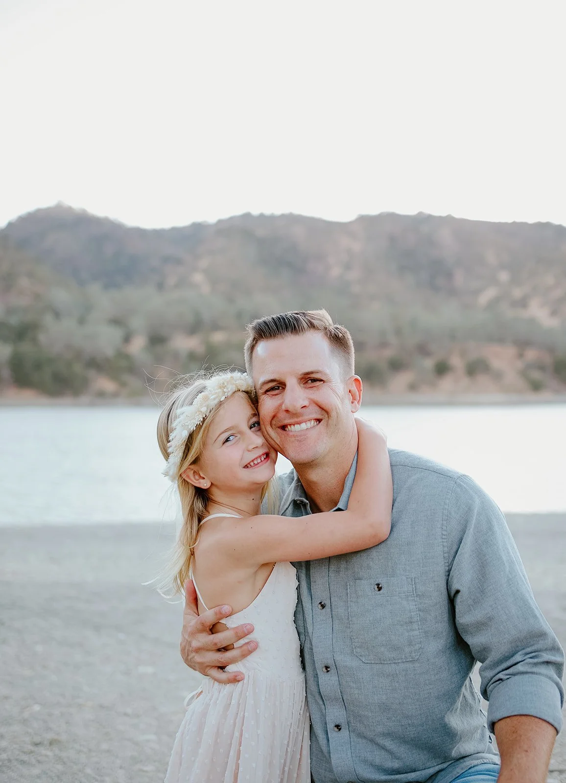 Livermore family session del valle lake.jpg