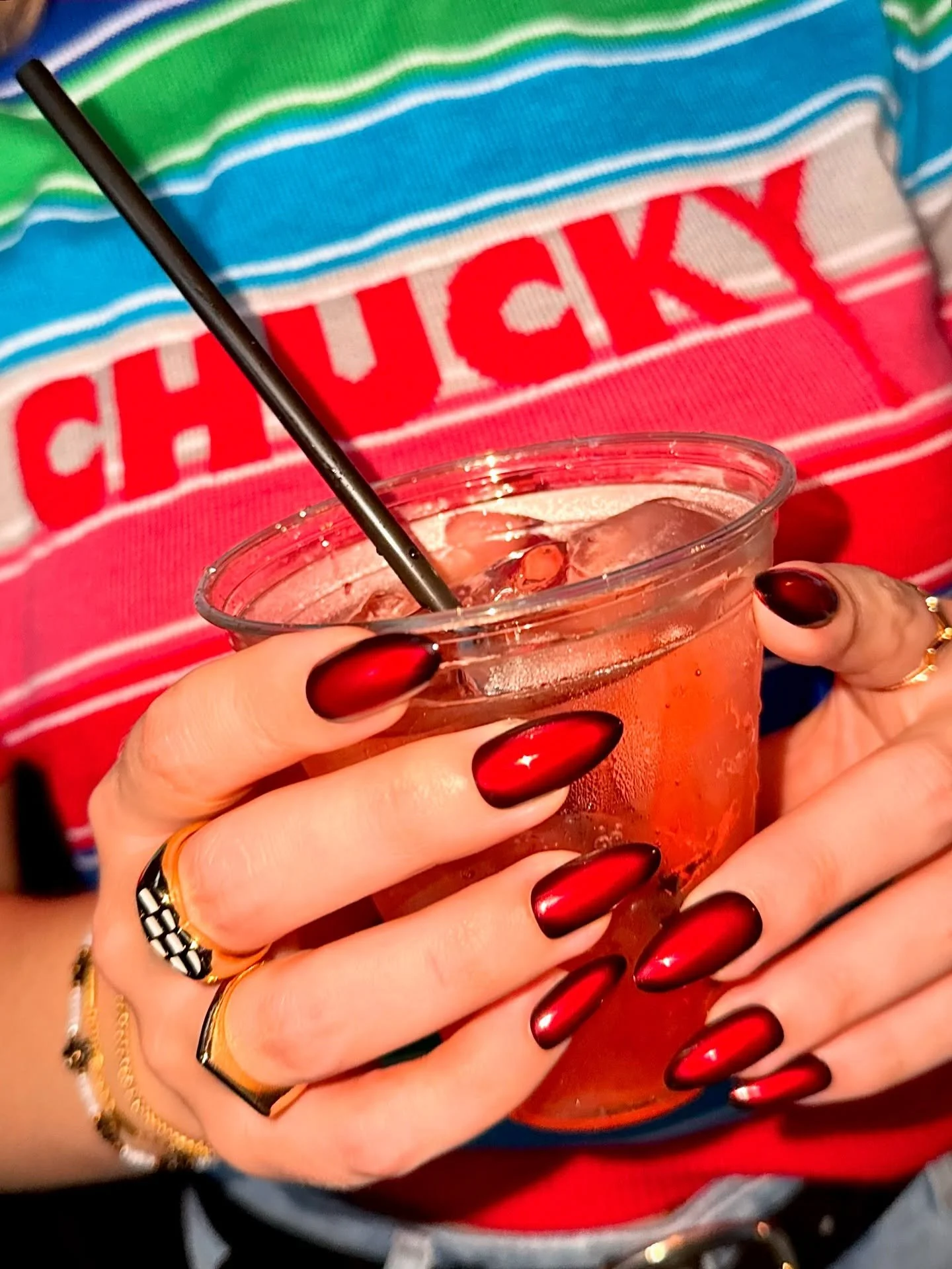 hi we&rsquo;re @hotline.tips&hellip; wanna play? 🔪

For some, Halloween is all fun and games, tricks and treats, but our press-on nails are sure to make them scream 💅🏼🩸😱

#dontbemessy #halloweennails #halloweencosplay #spookynails #rednailtheory