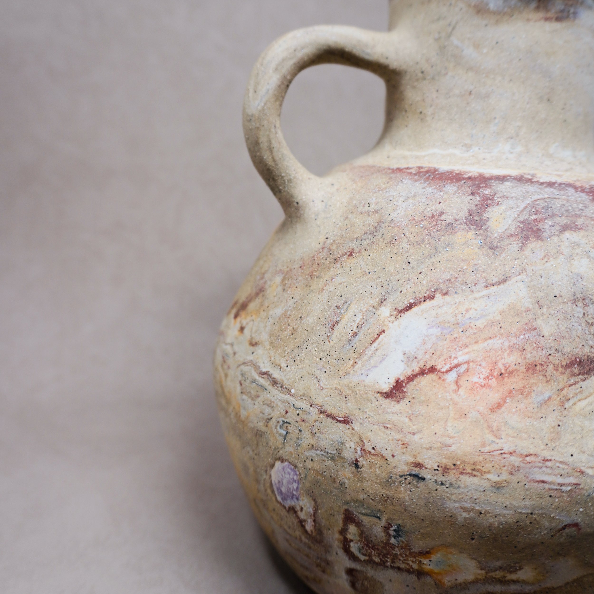 lusteramphora3.jpeg