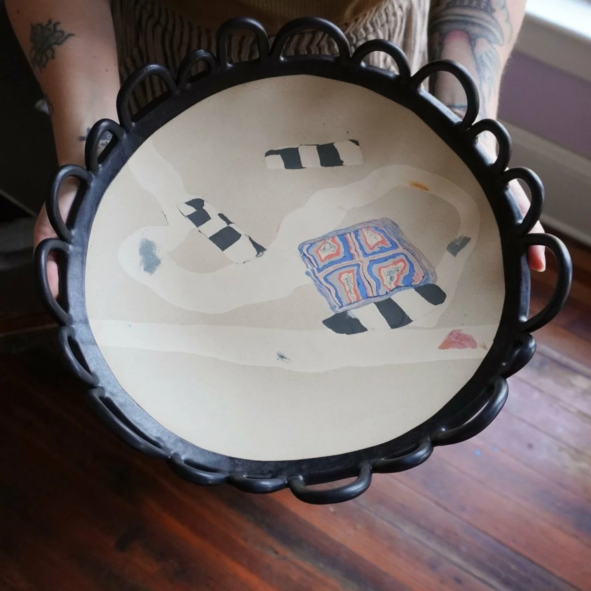 Tessera: Geometric Platter with Scalloped Rim - Mia Amanda
