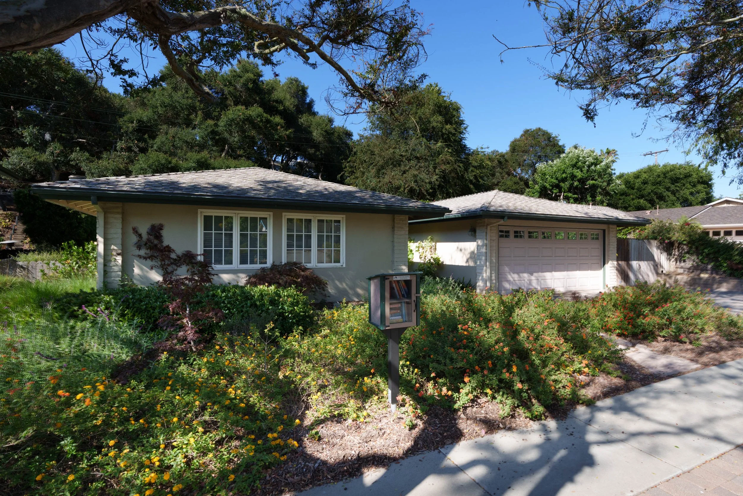1107 Portesuello Ave-09370-Edit.jpg