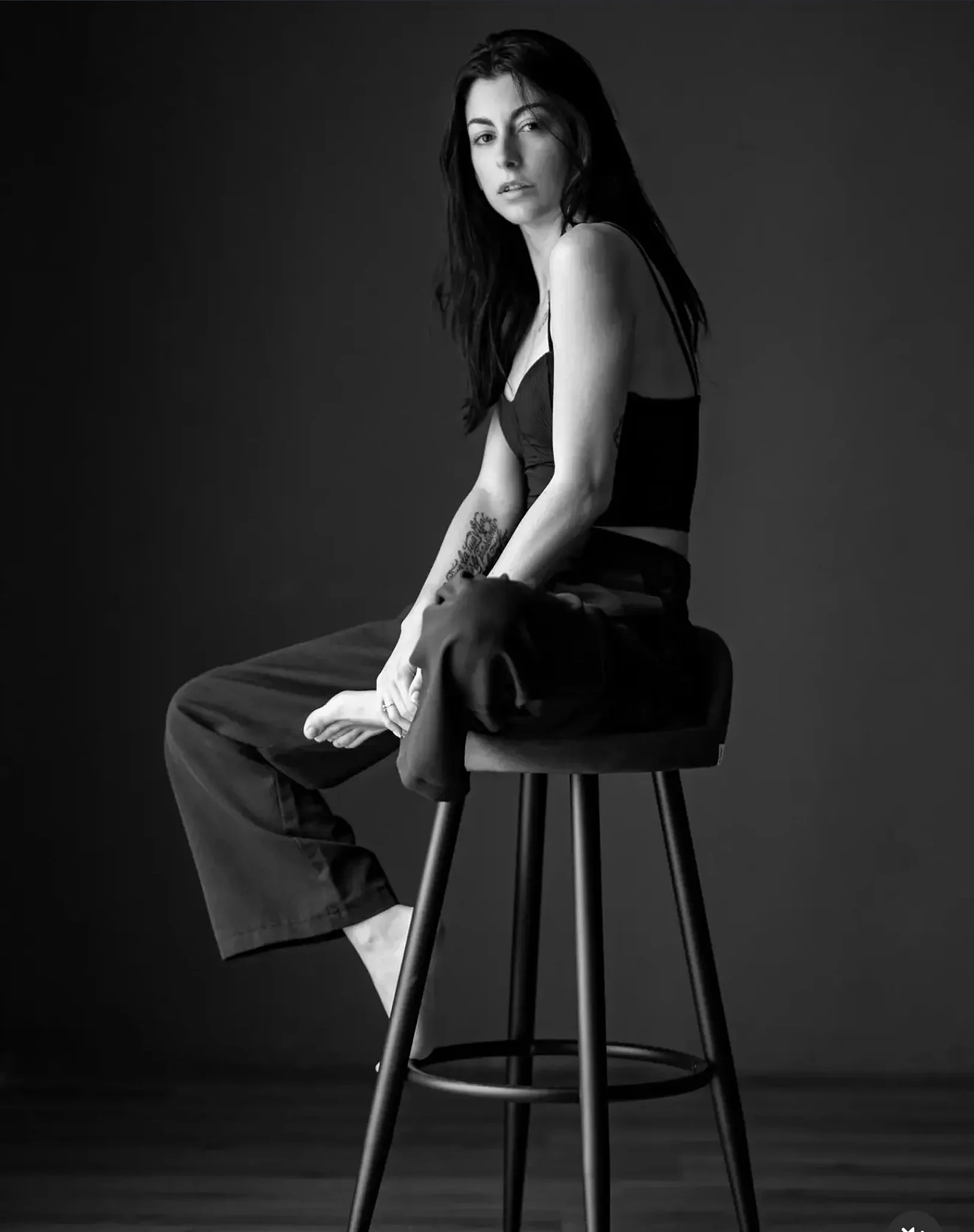 Sitting-026.jpg