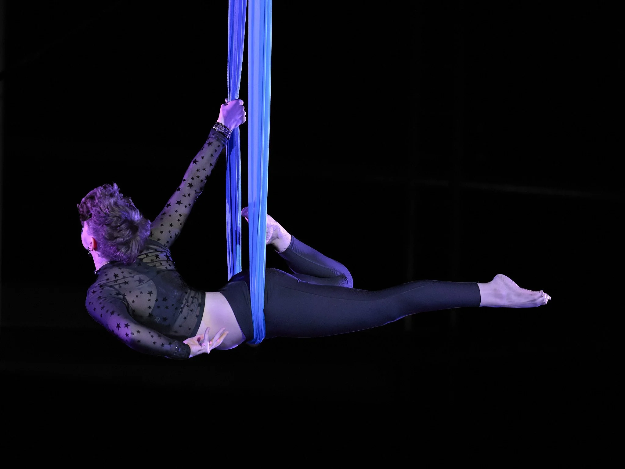 Act 6-04_ADB0612PR_1.jpg