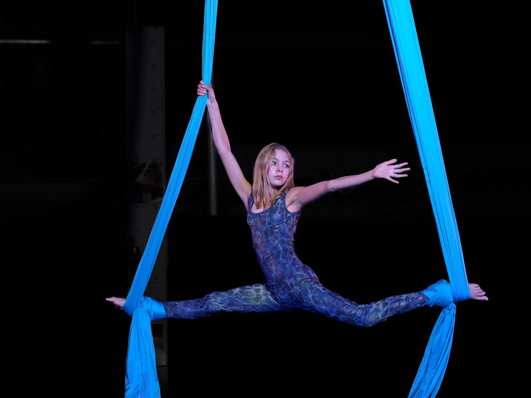 Act 3-03_ADB0020PR_1.jpg