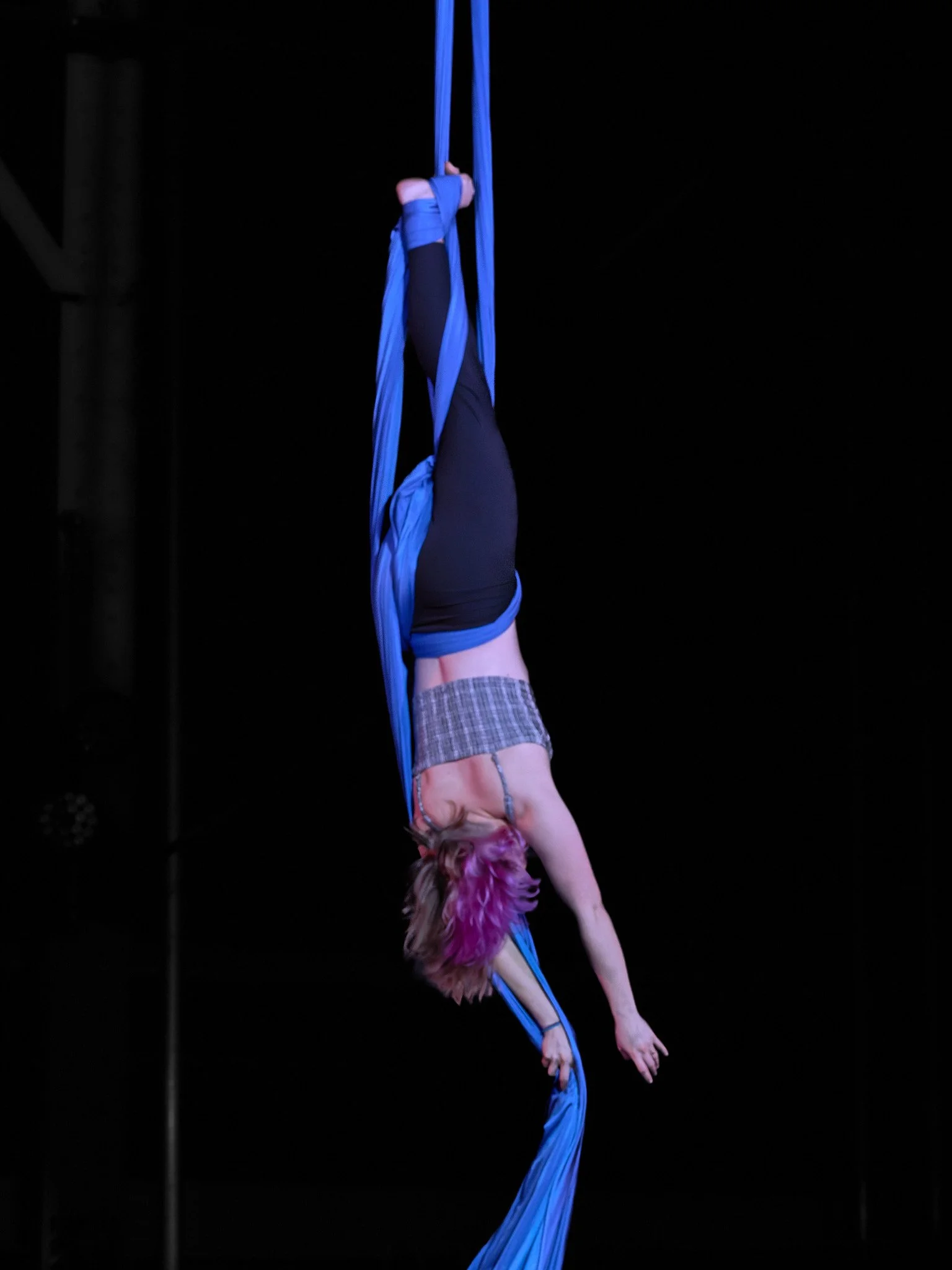 Act 7-09_ADB1003PR_1.jpg