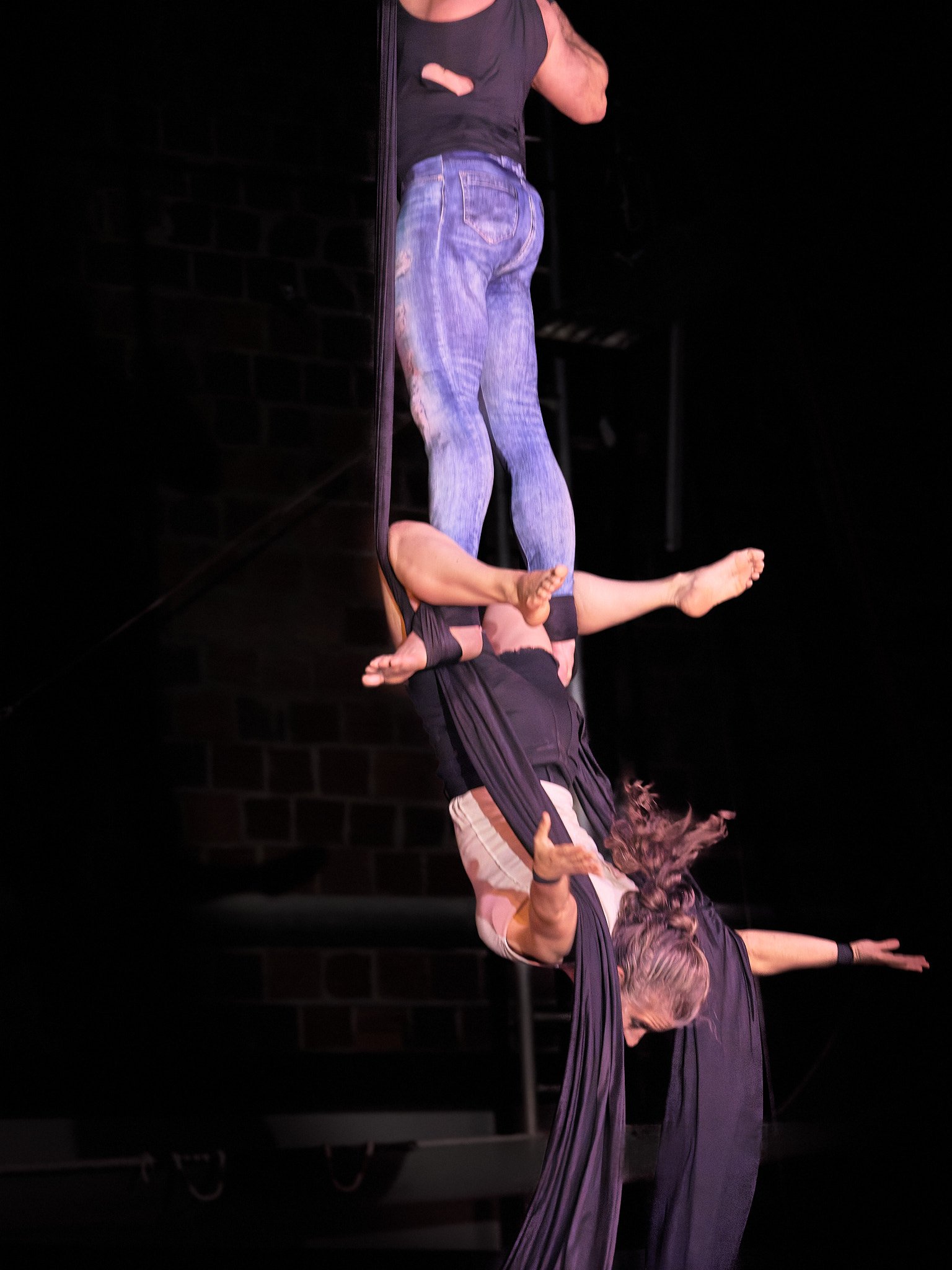 Act 11_27_ADB6550PR_1.jpg