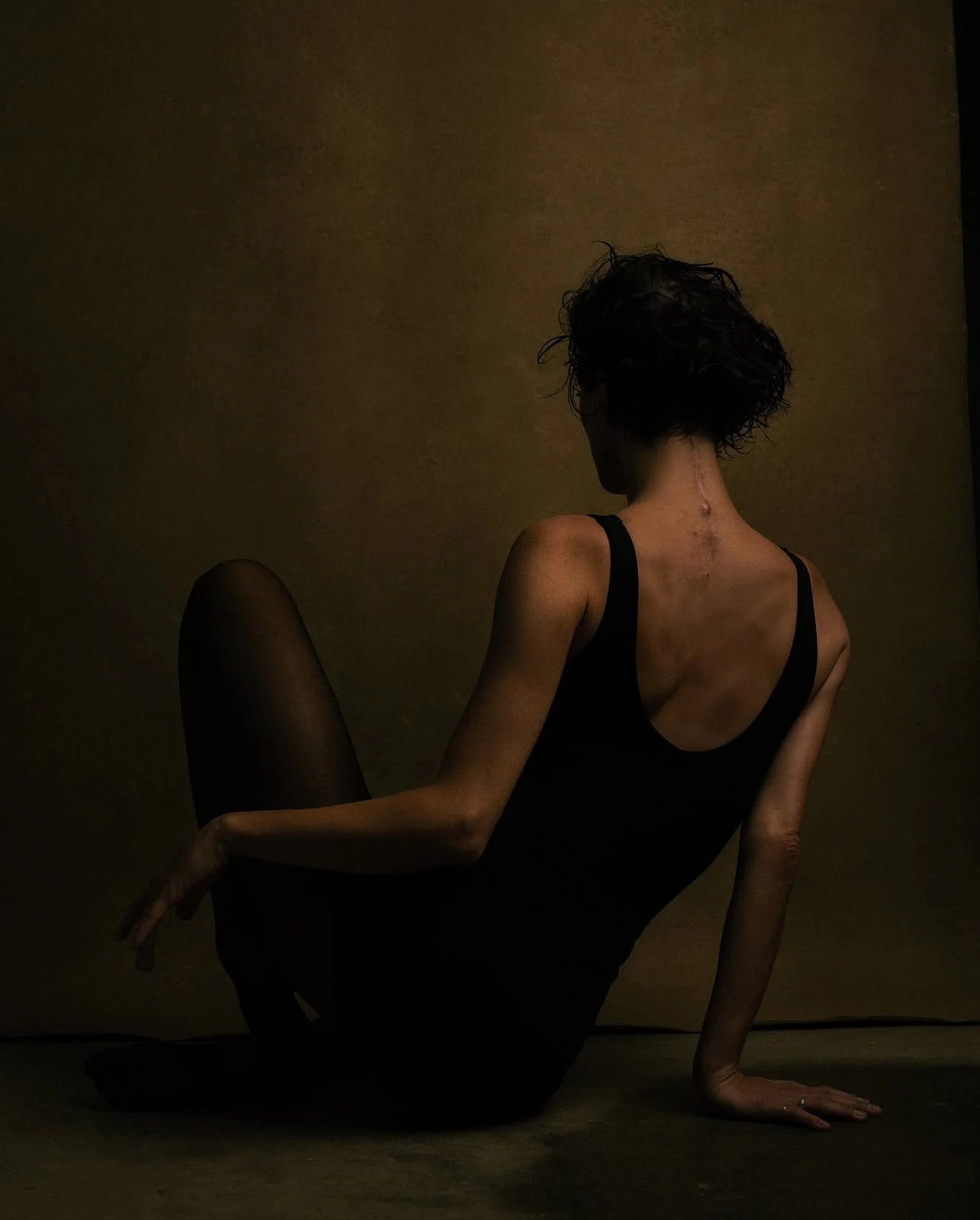 Sitting-019.jpg